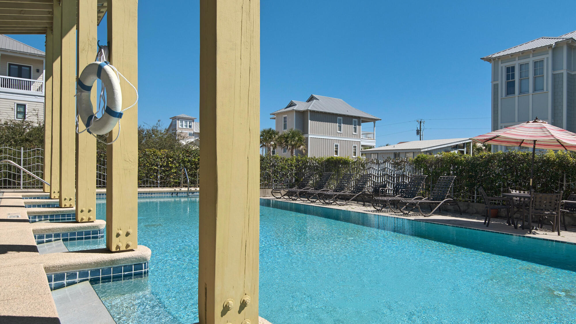 SUMMER'S EDGE - Residential
