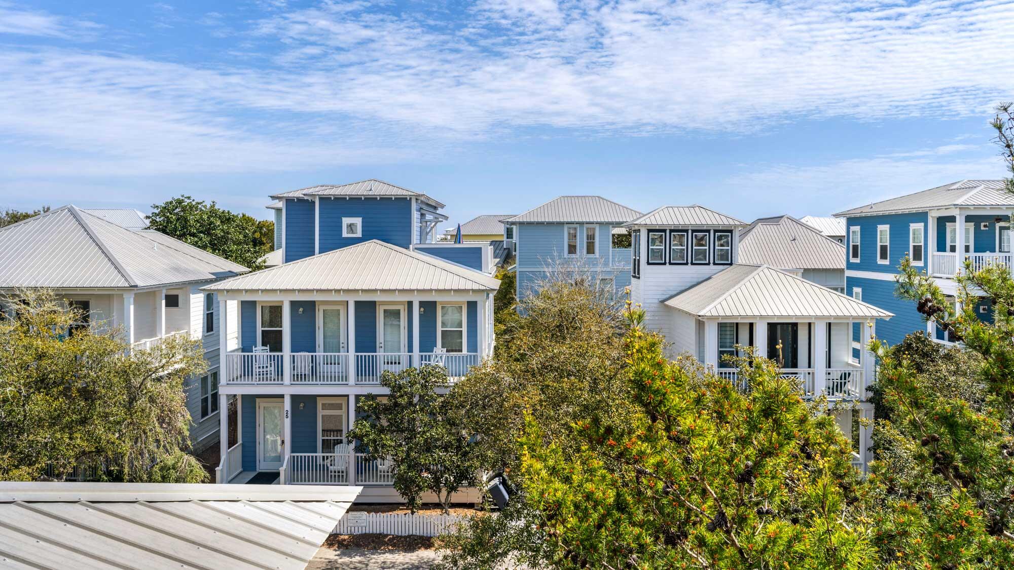 SUMMER'S EDGE - Residential