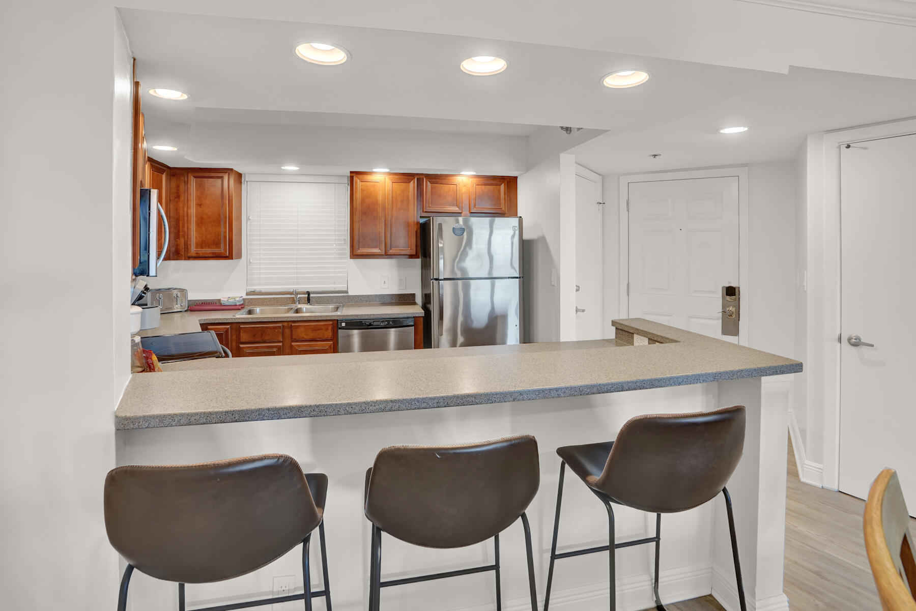 BEACHSIDE TWO - Residential