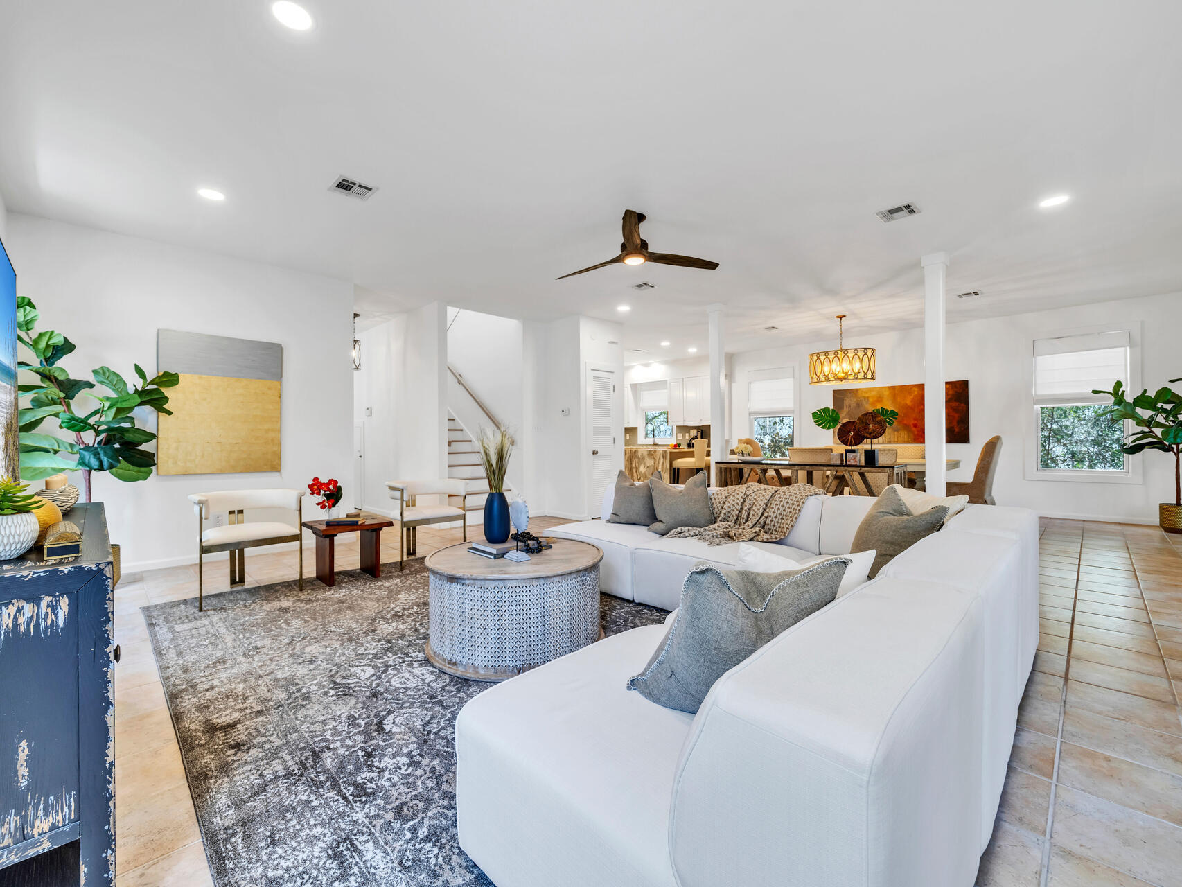LAKEWOOD POINTE ESTATES - Residential