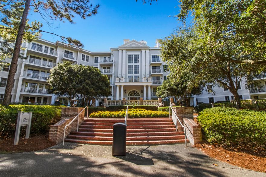The studio you have been wanting is finally here! Take in the beauty of this gorgeous property located in the beautiful Village of Baytowne Wharf!Coming in with strong rental income! This community has everything you could imagine!A beautiful beach, beautiful golf courses, and restaurants right at your front door!