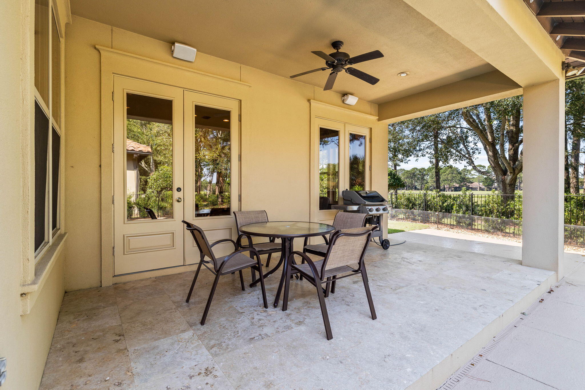 VINEYARD AT RAVEN OAKS - Residential