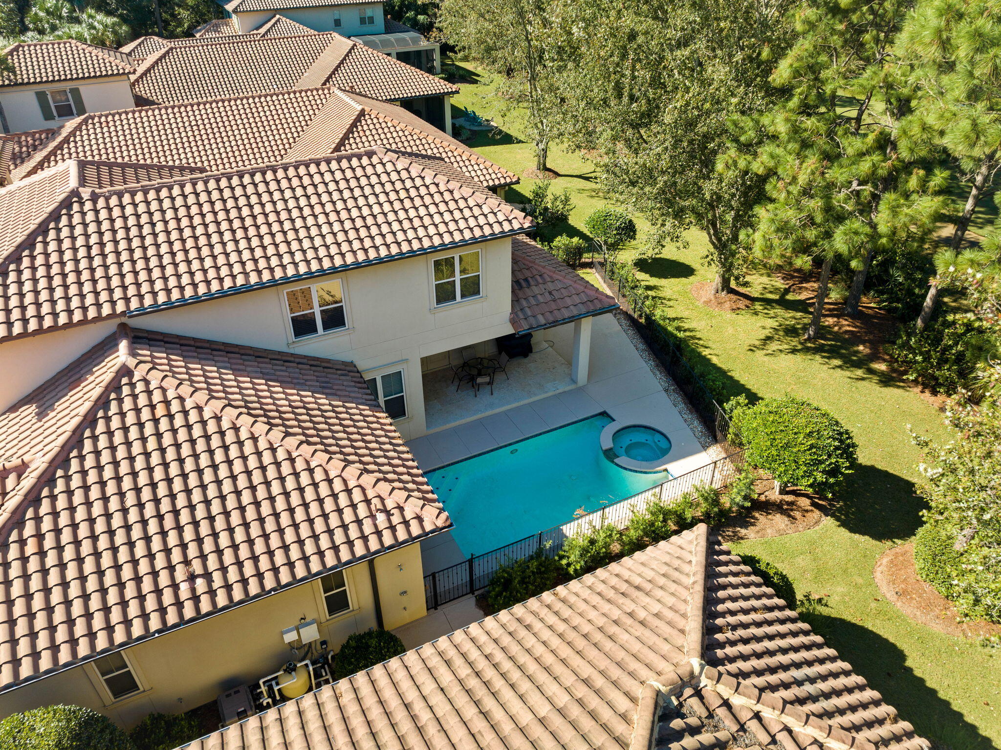 VINEYARD AT RAVEN OAKS - Residential