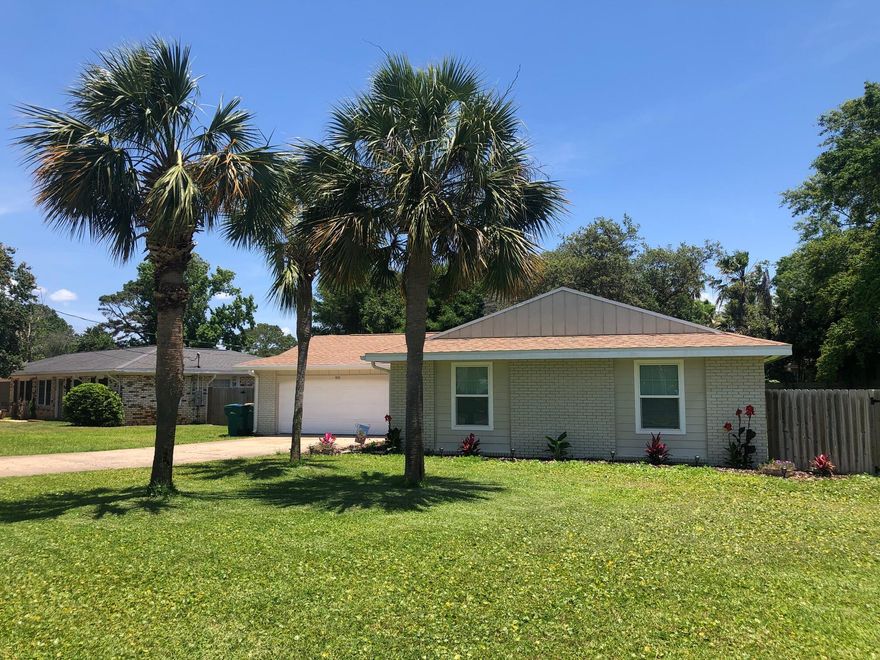 Great Destin Location!! This 3 bedroom 2 bath home is sure to please. Finishing touches include lots of crown molding, roomy kitchen with pass through, kitchen appliances, (ice maker not warranted), large indoor laundry room, newer flooring, double insulated windows and privacy fenced back yard. Sorry NO roommates. Owner will consider pets with approved application. Any pet must be spayed/neutered, housebroken & current on all shots. A nonrefundable pet fee will be required. Tenants must have renter's liability insurance. Any person 18 years old or older must apply separately.