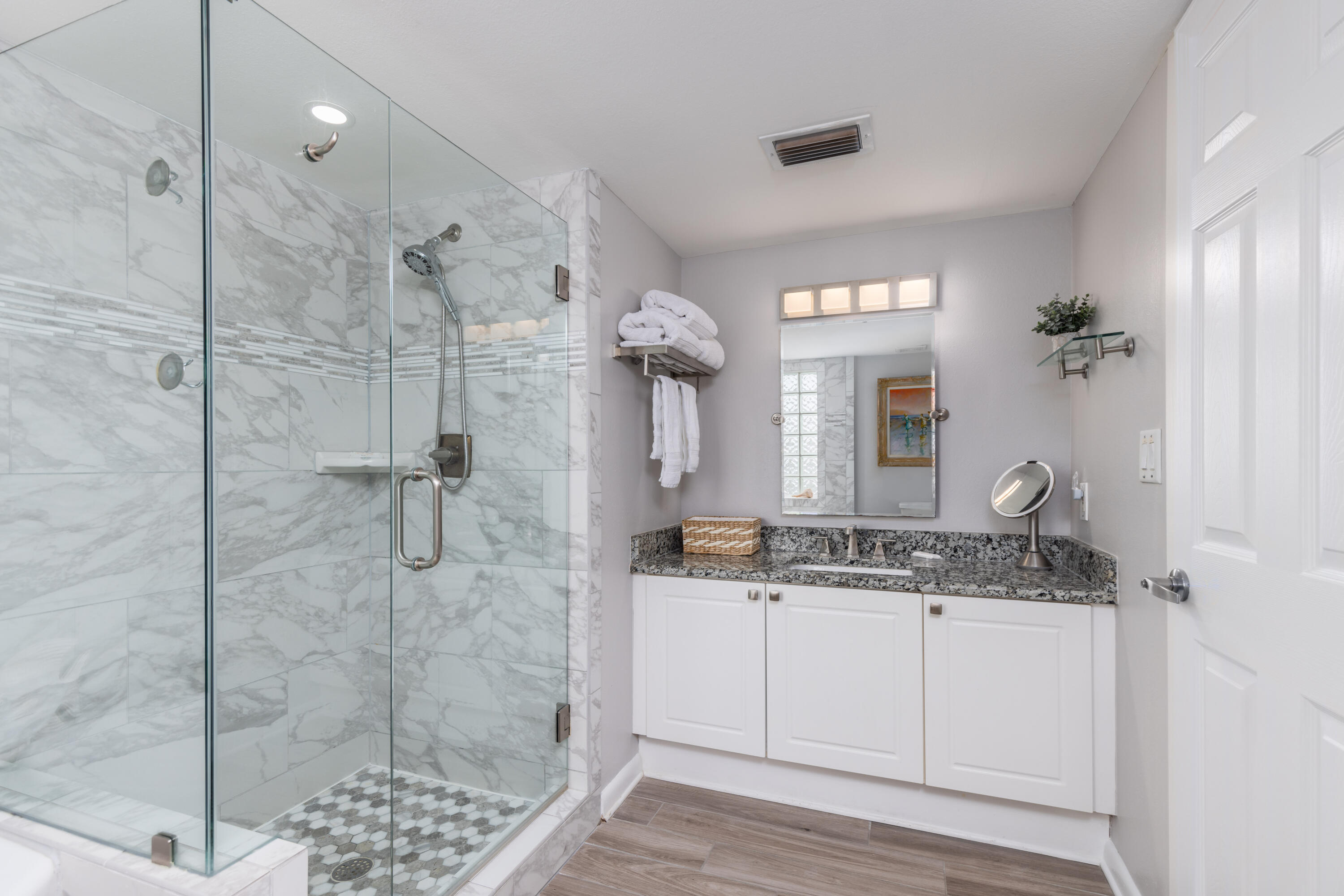 DUNE POINTE CONDO - Residential