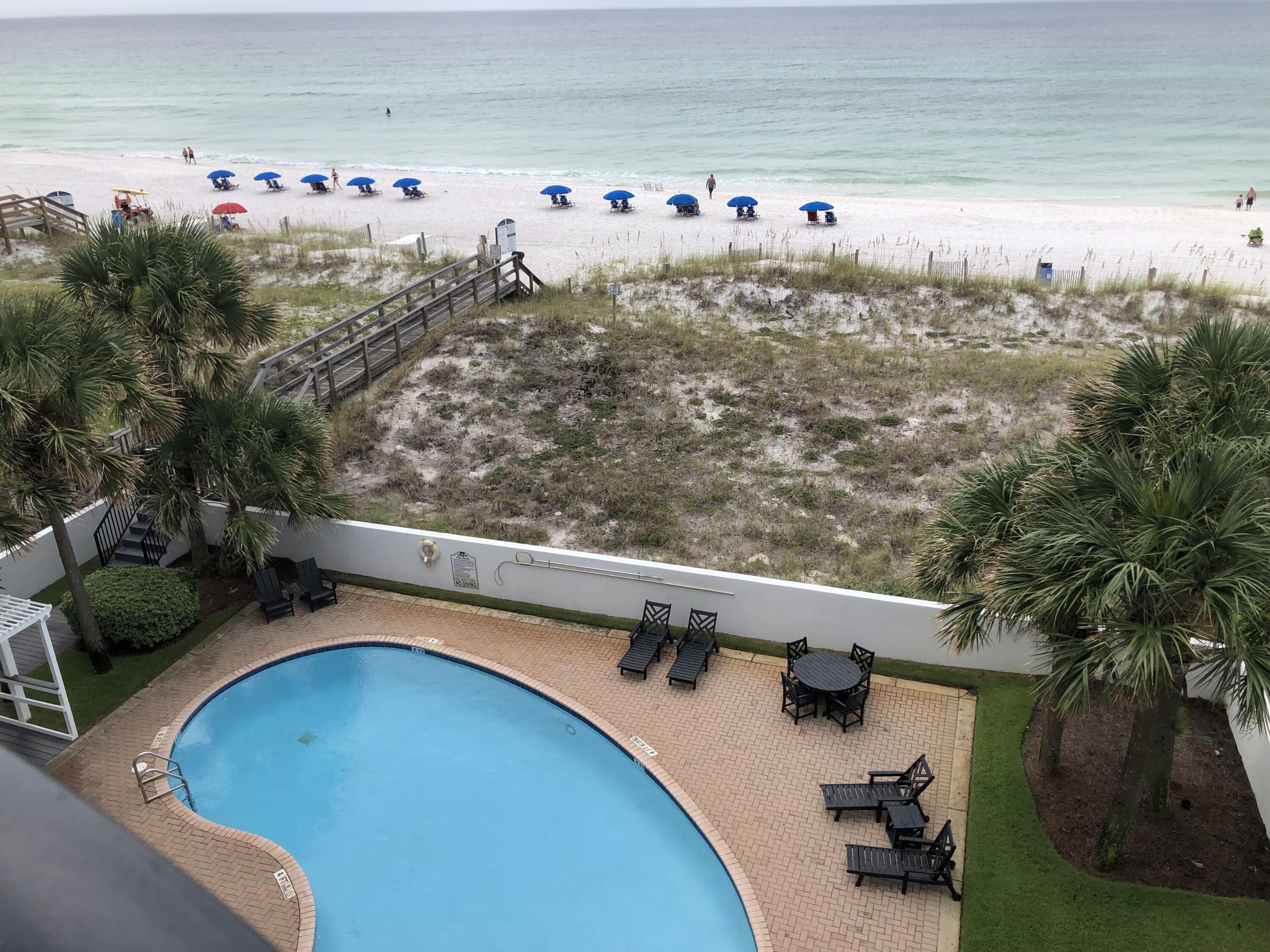 DUNE POINTE CONDO - Residential