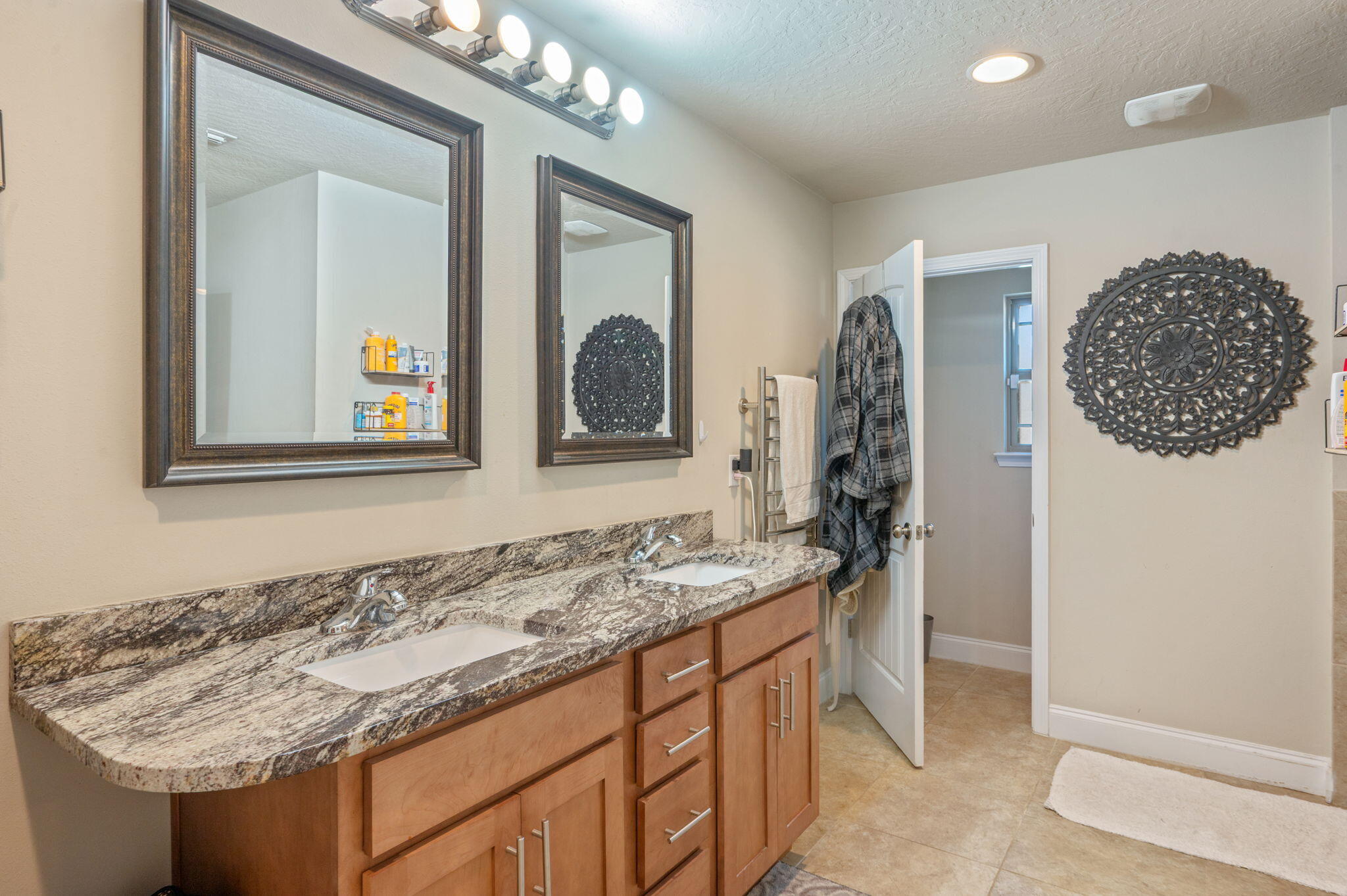 CHANAN ESTATES 1ST ADDN - Residential