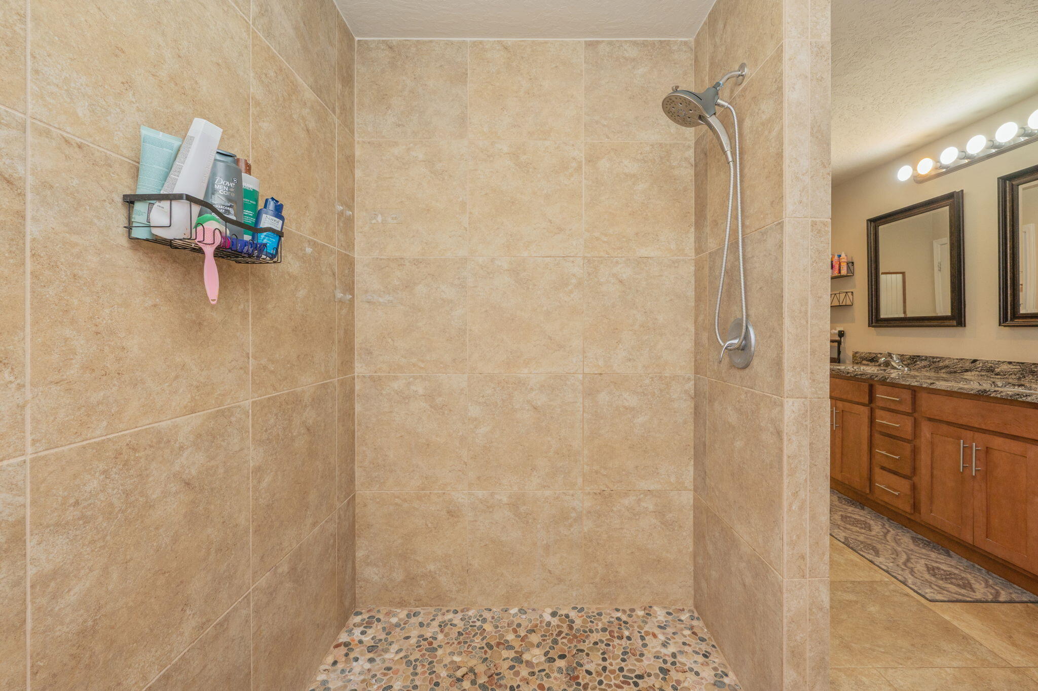 CHANAN ESTATES 1ST ADDN - Residential