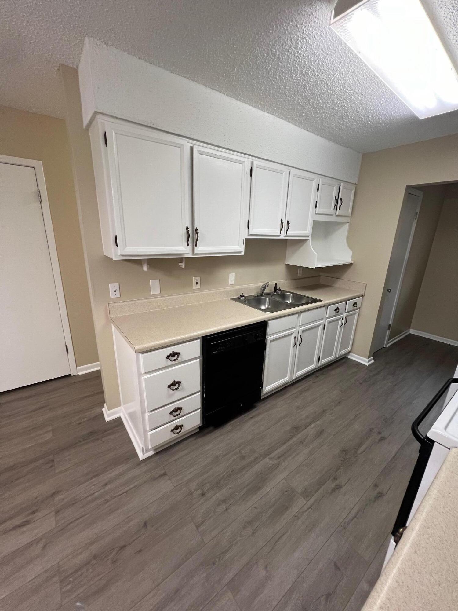 SHERRI ESTATES - Residential Lease