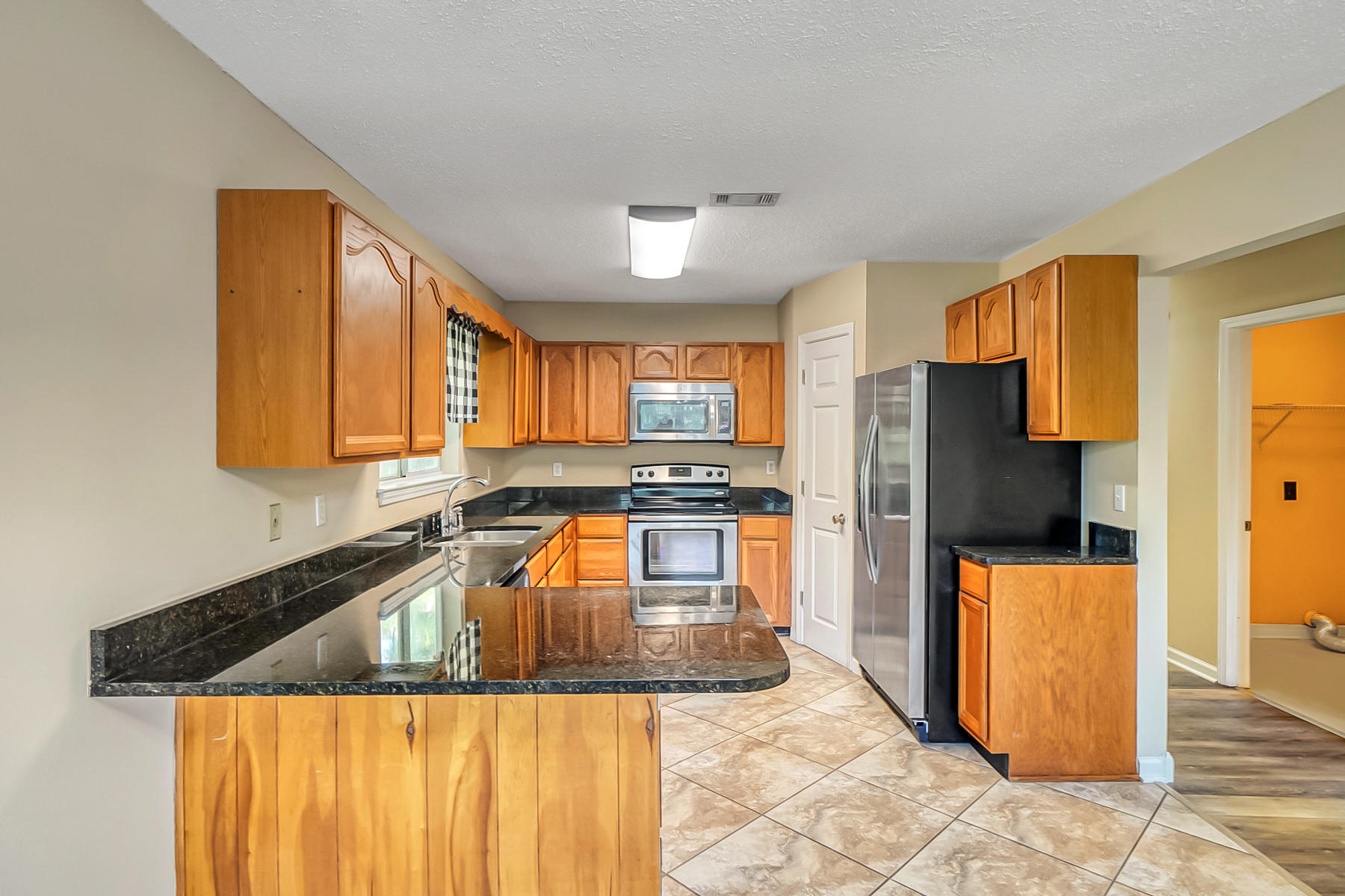 COUNTRYVIEW ESTATES - Residential