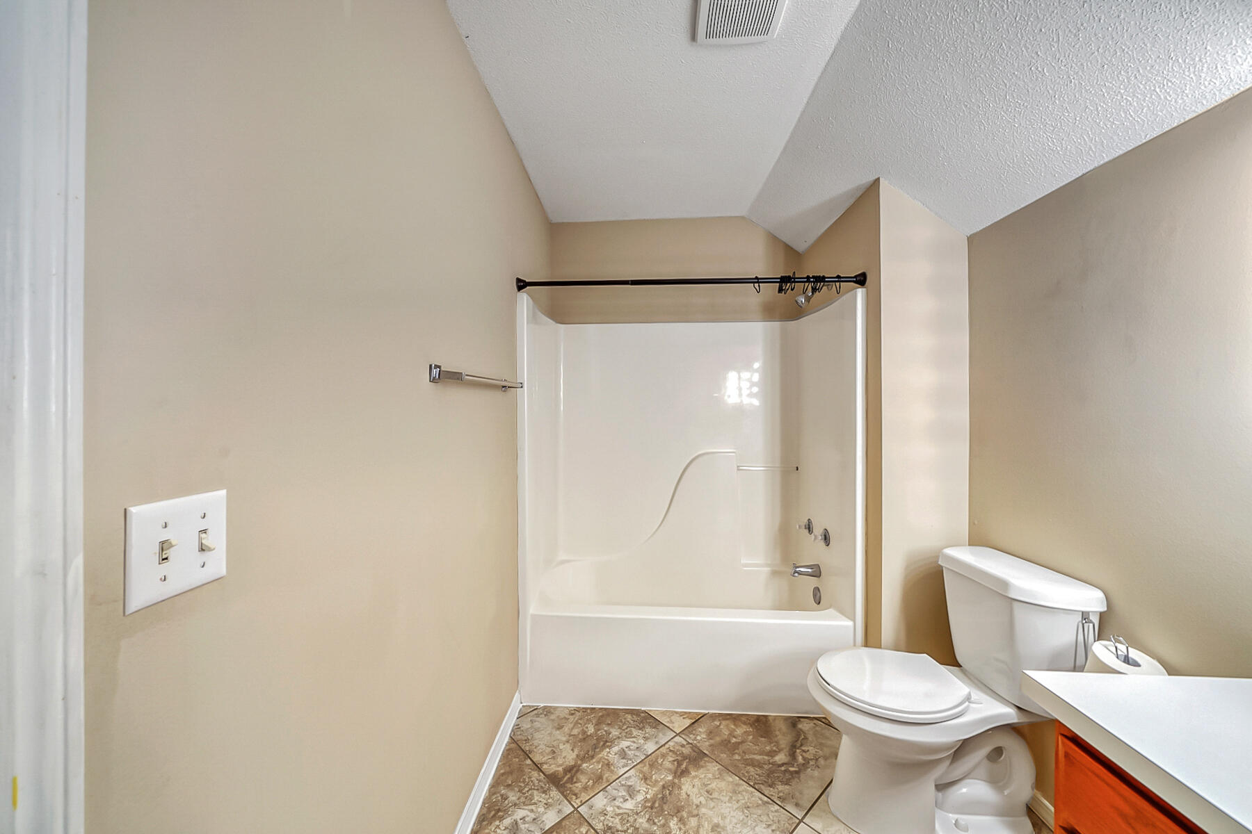 COUNTRYVIEW ESTATES - Residential