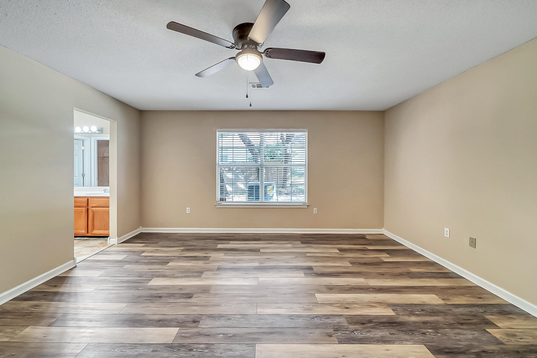 COUNTRYVIEW ESTATES - Residential