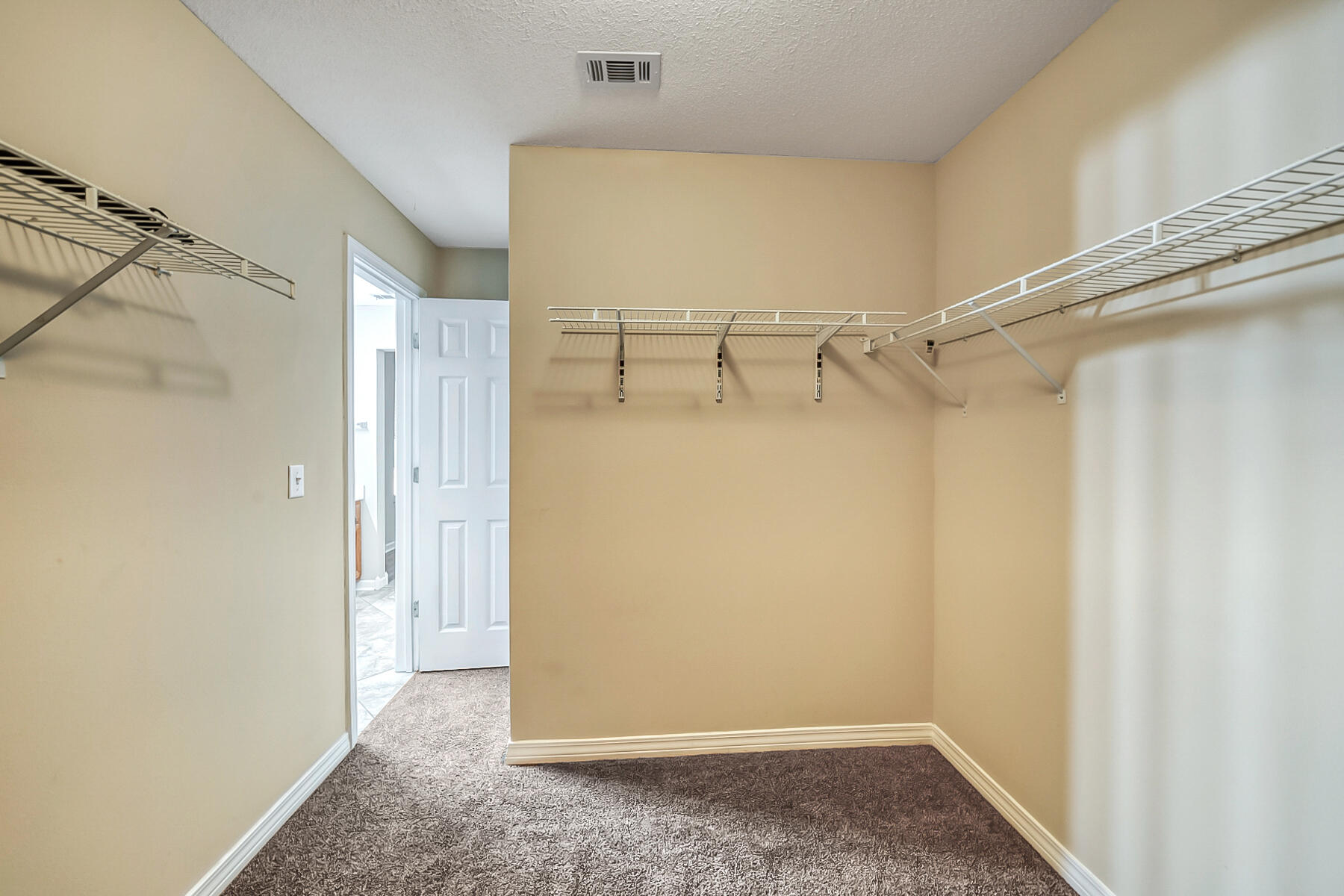 COUNTRYVIEW ESTATES - Residential