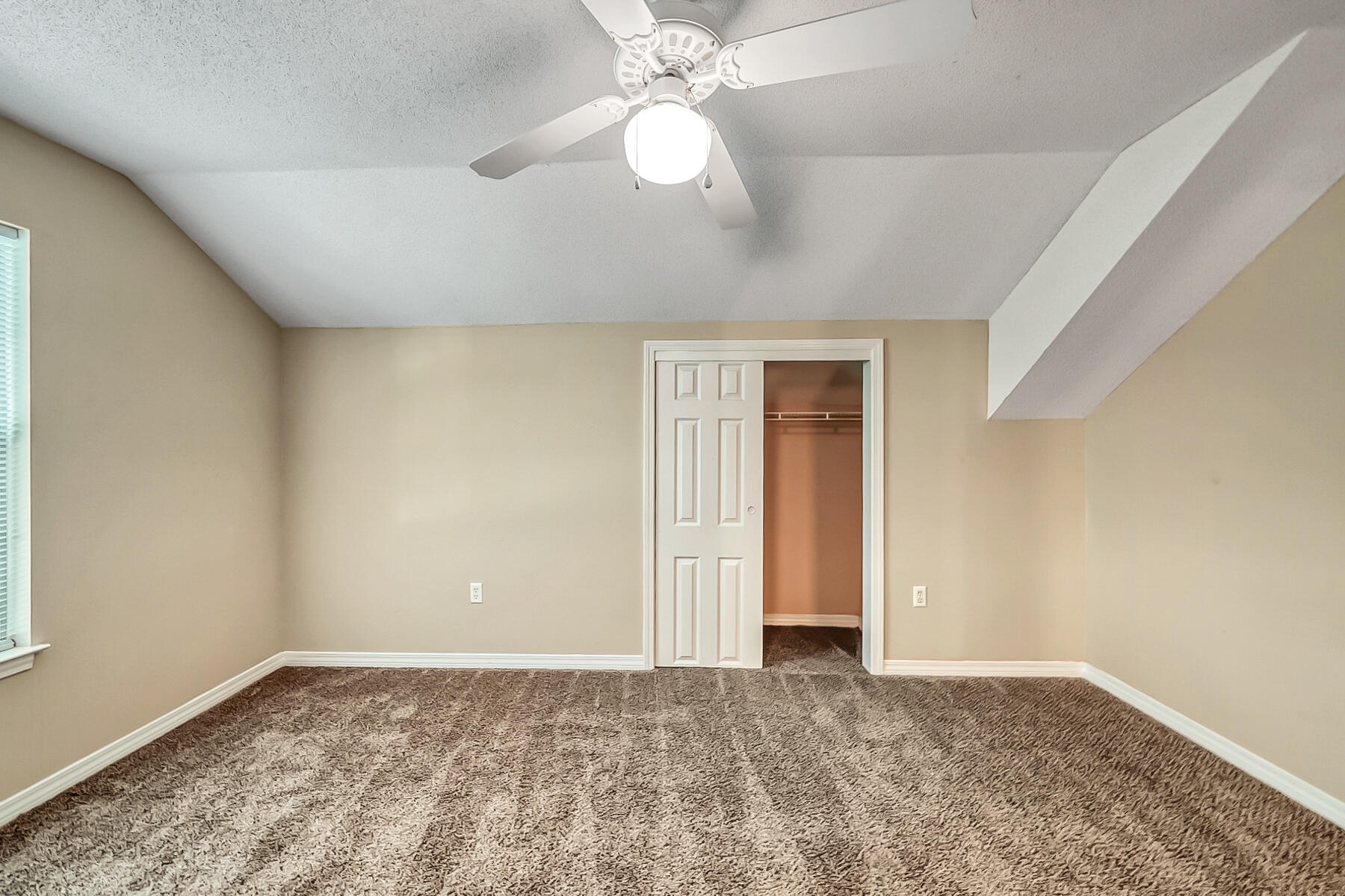 COUNTRYVIEW ESTATES - Residential