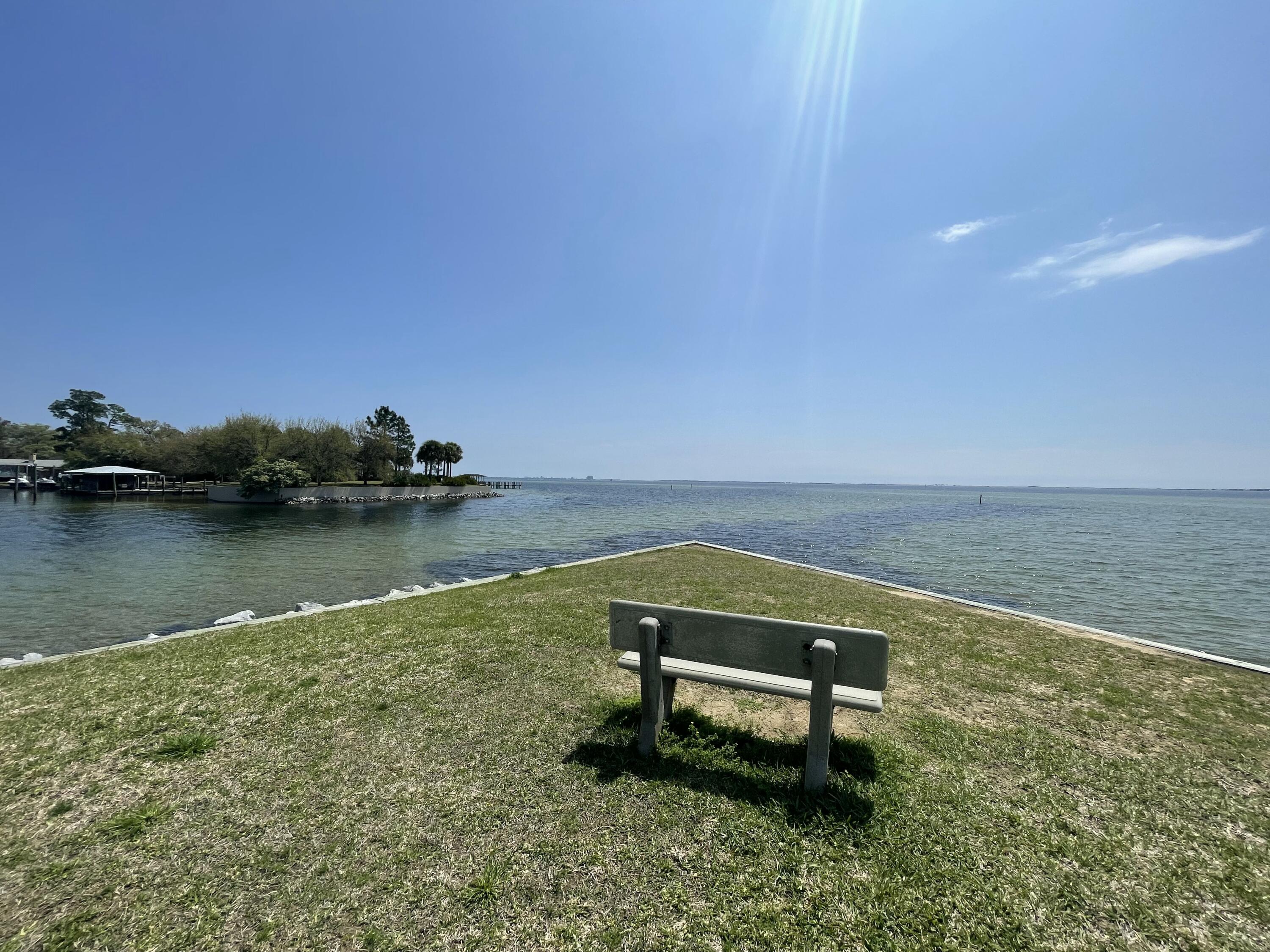 FINISTERRA CONDO - Residential