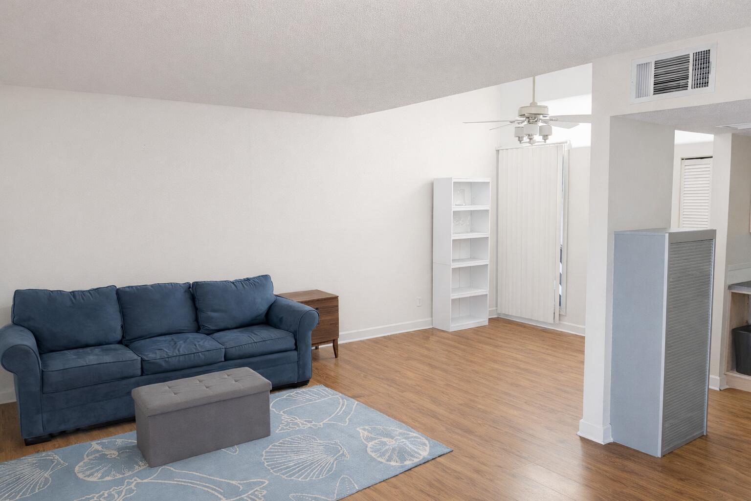 FINISTERRA CONDO - Residential