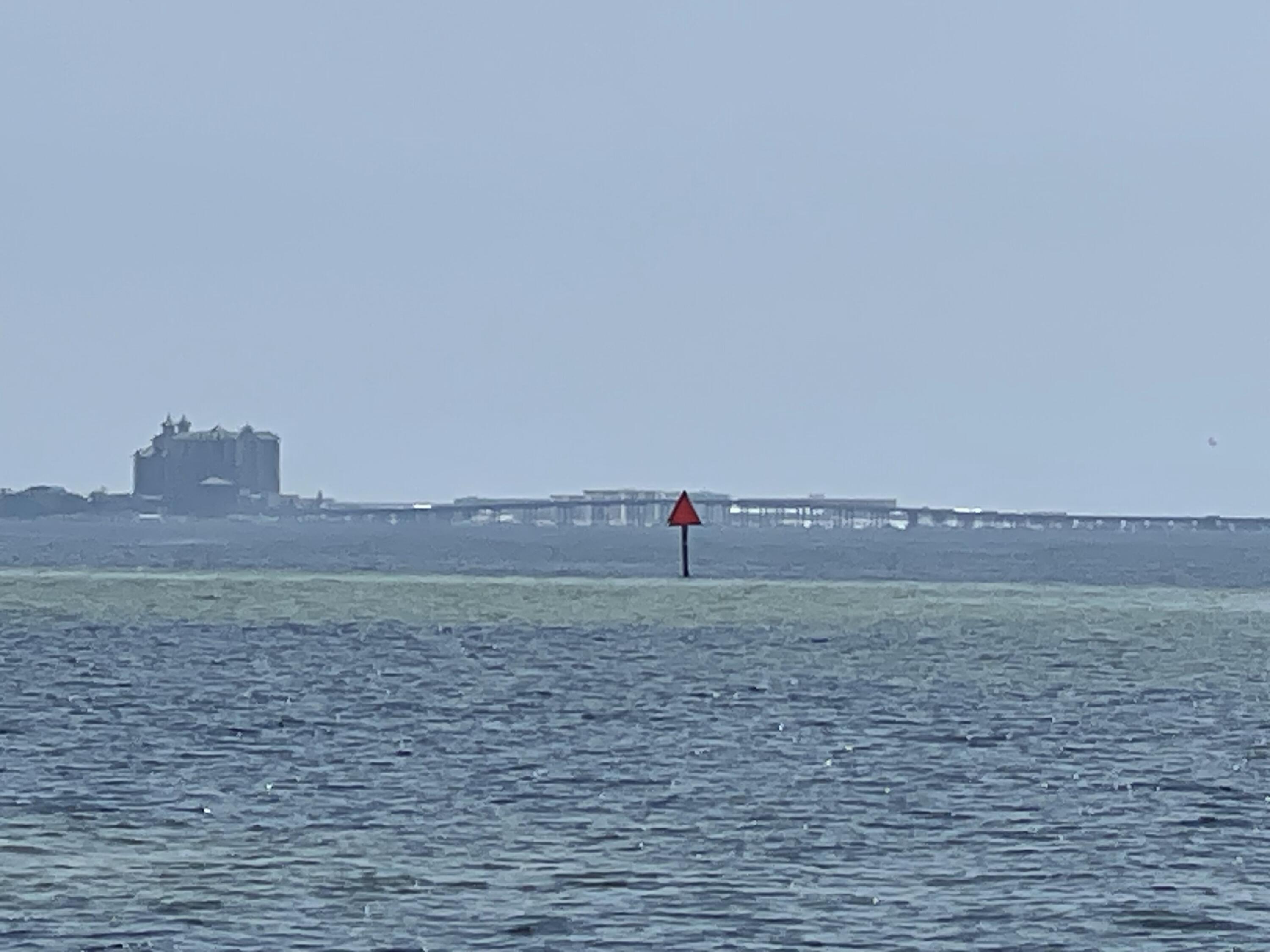 FINISTERRA CONDO - Residential