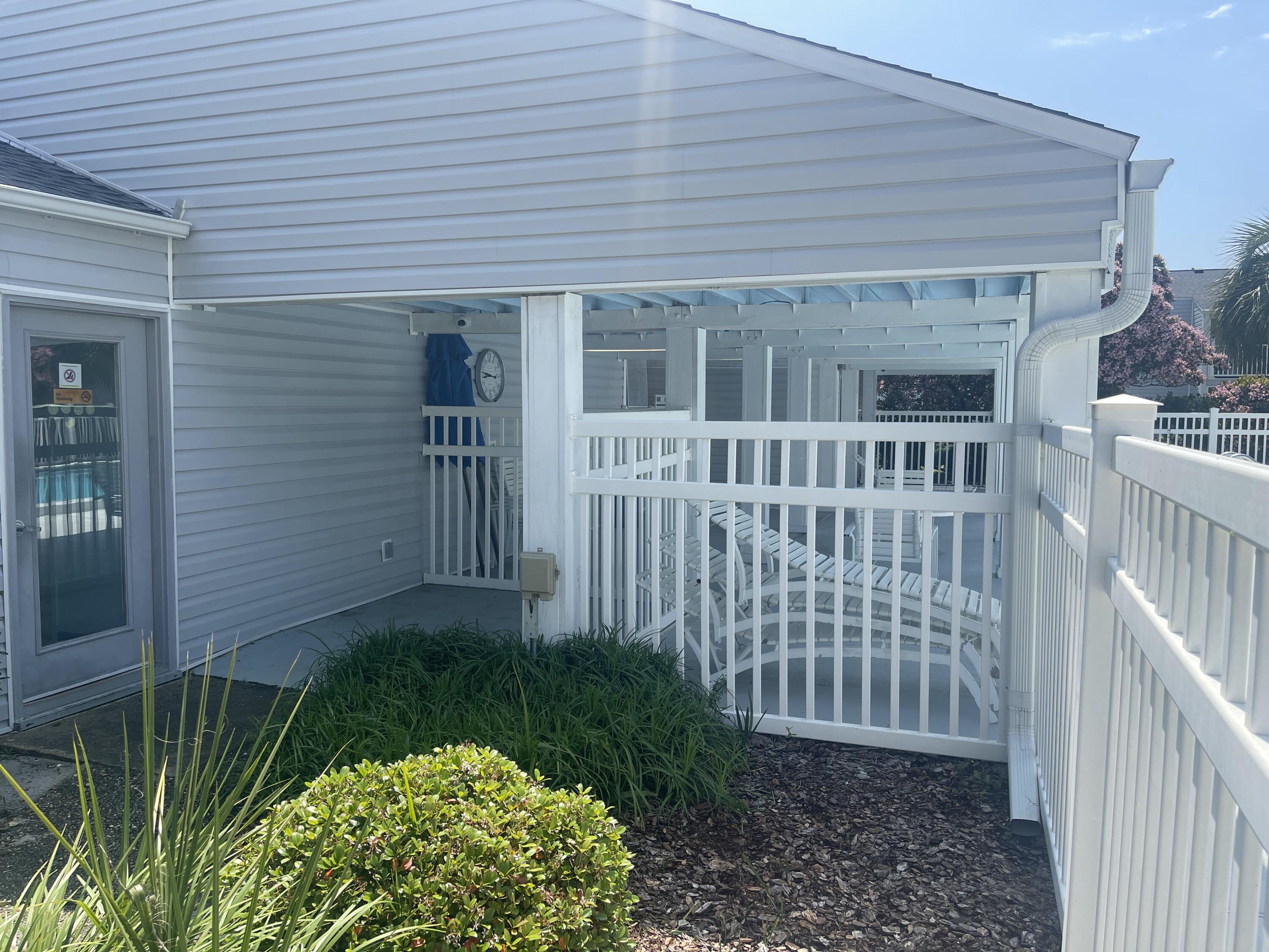 FINISTERRA CONDO - Residential