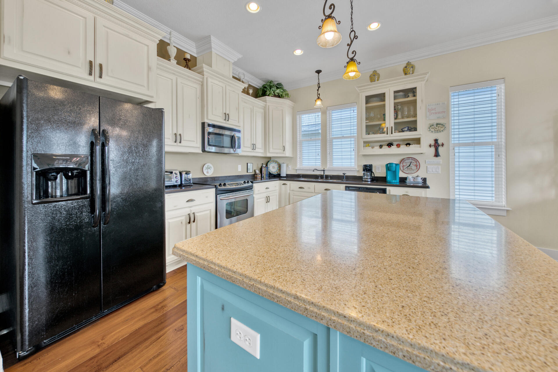 POMPANO PLACE - Residential