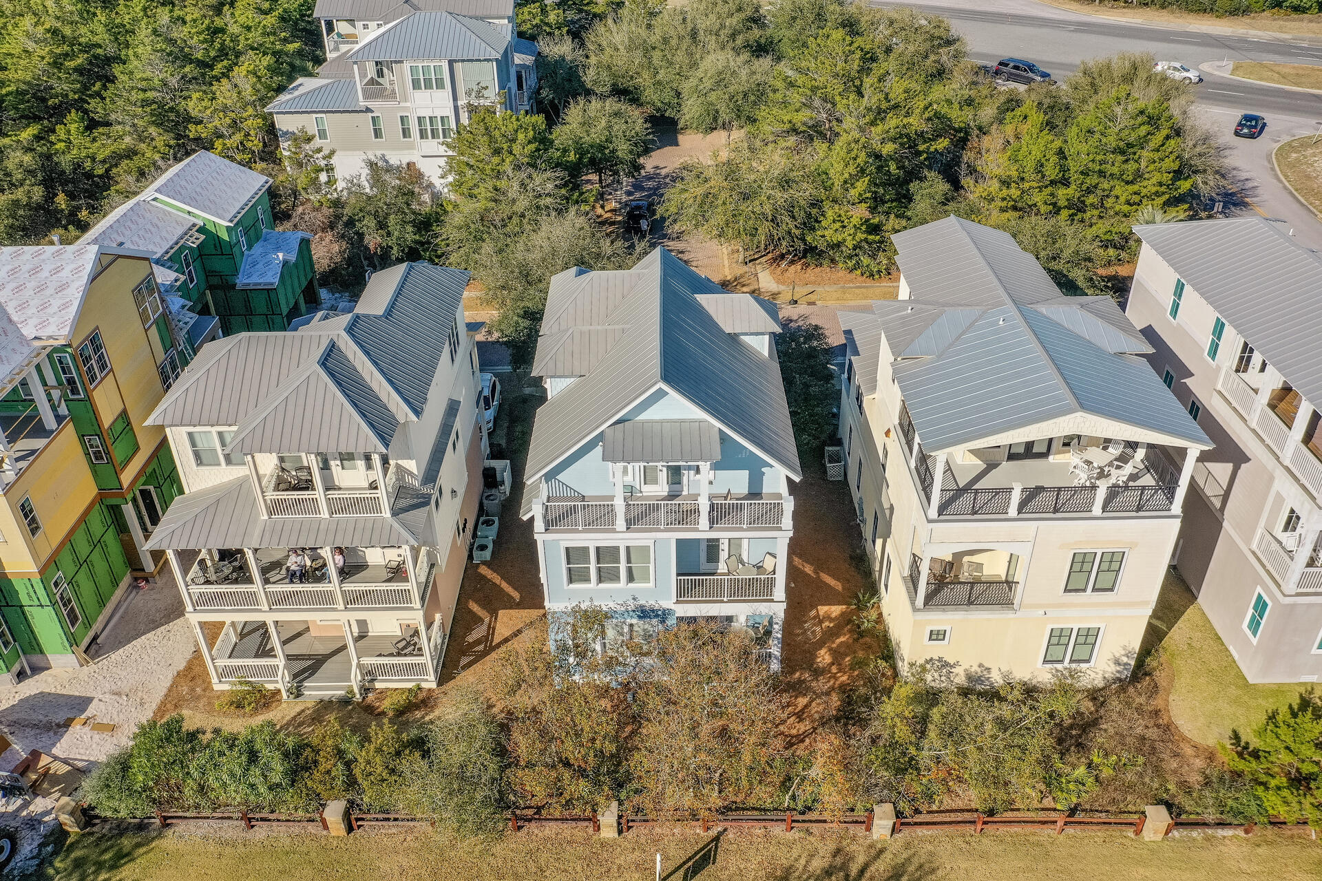 POMPANO PLACE - Residential