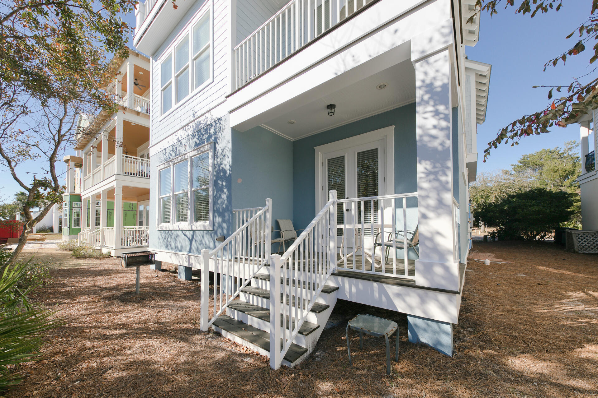 POMPANO PLACE - Residential