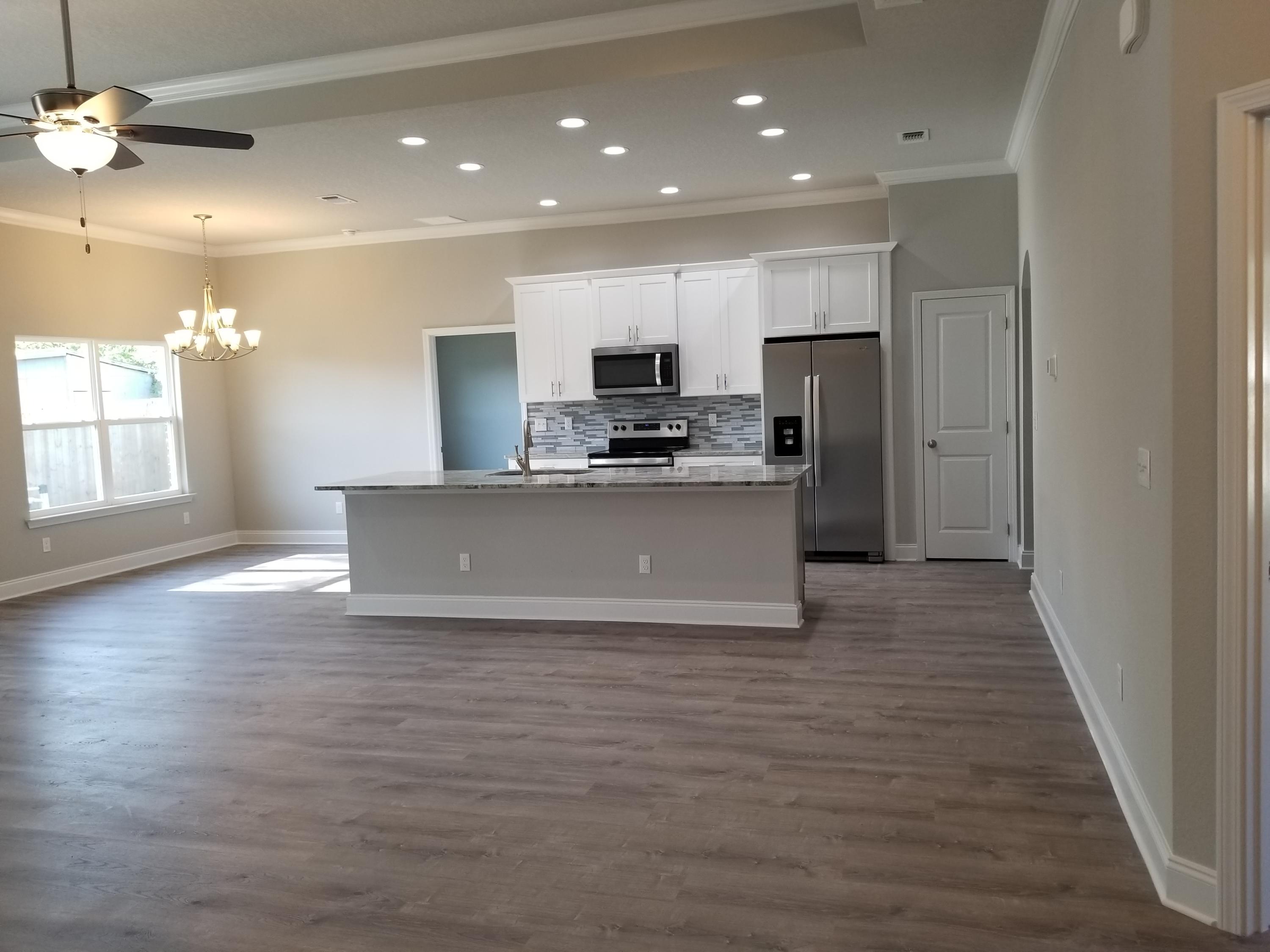 SEASHORE VILLAGE - Residential