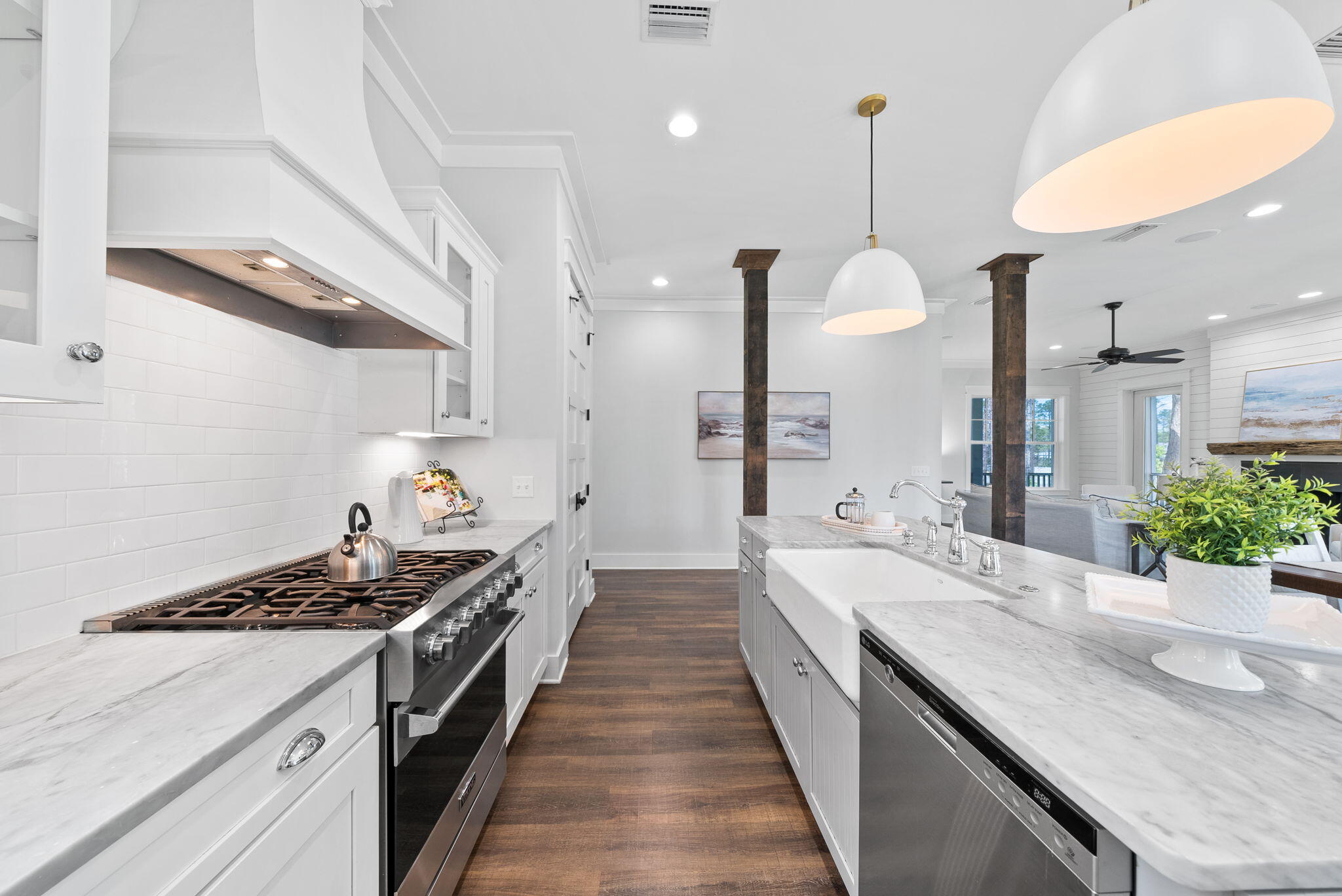 CESSNA LANDING - Residential