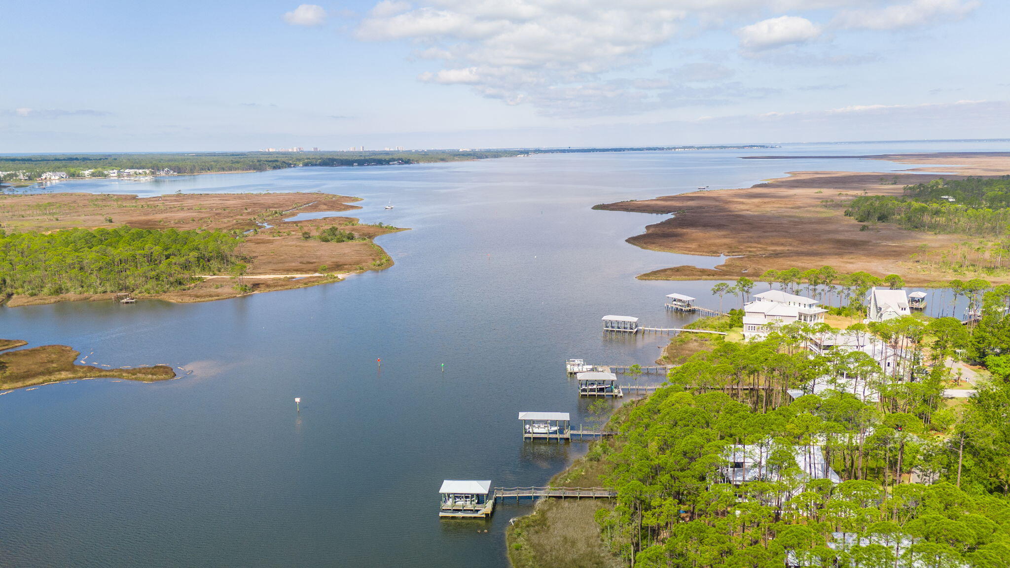 CESSNA LANDING - Residential