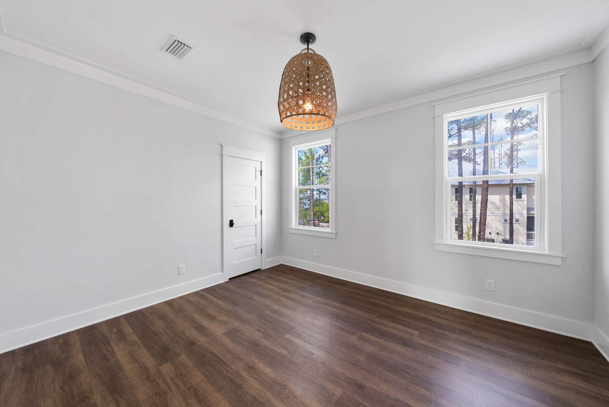 CESSNA LANDING - Residential