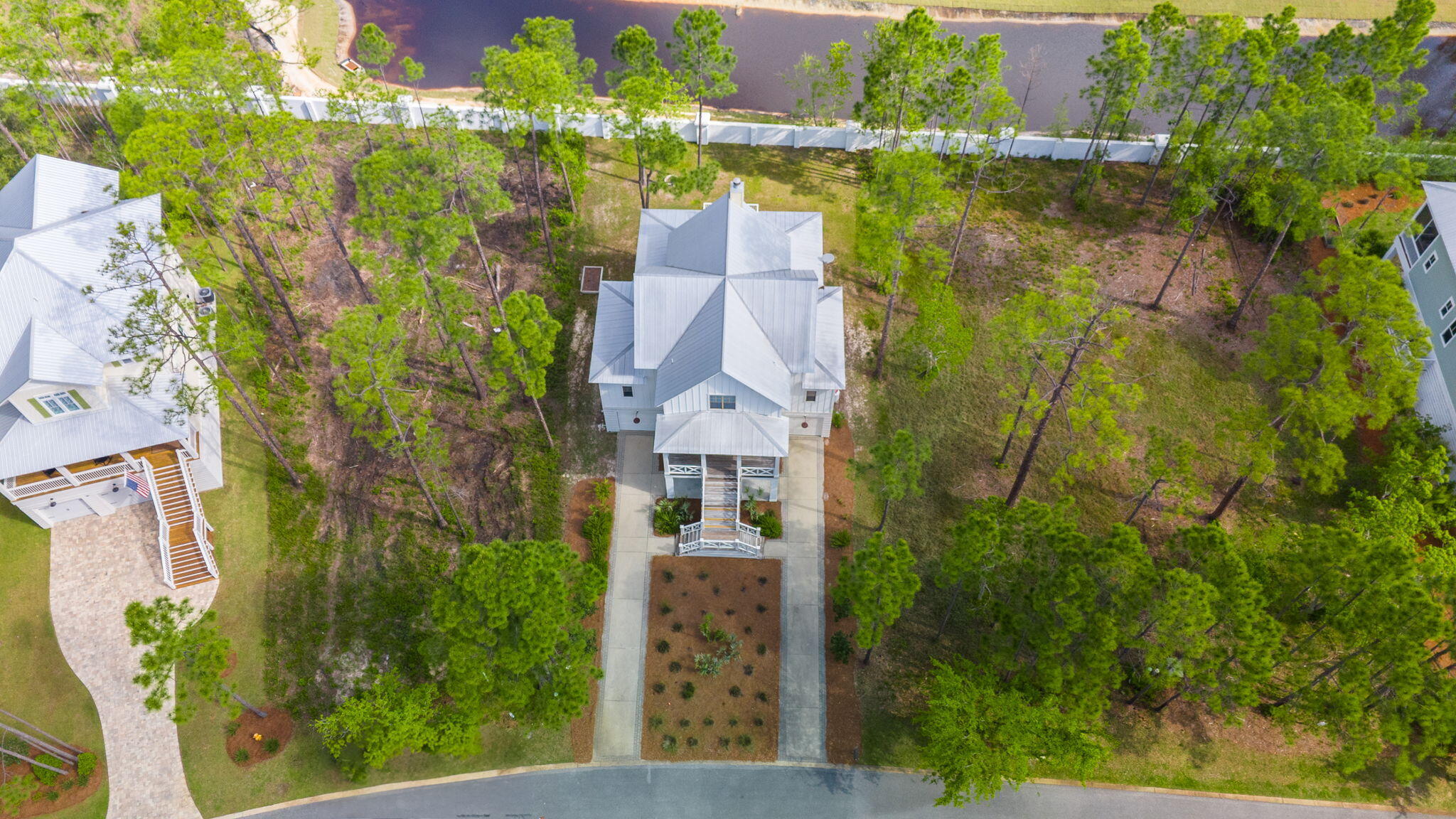 CESSNA LANDING - Residential