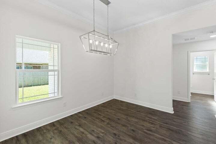CREETWOOD PLACE - Residential