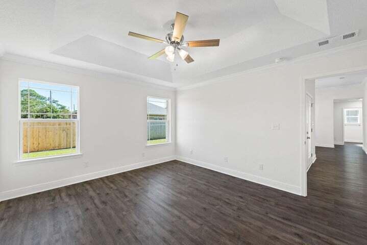 CREETWOOD PLACE - Residential