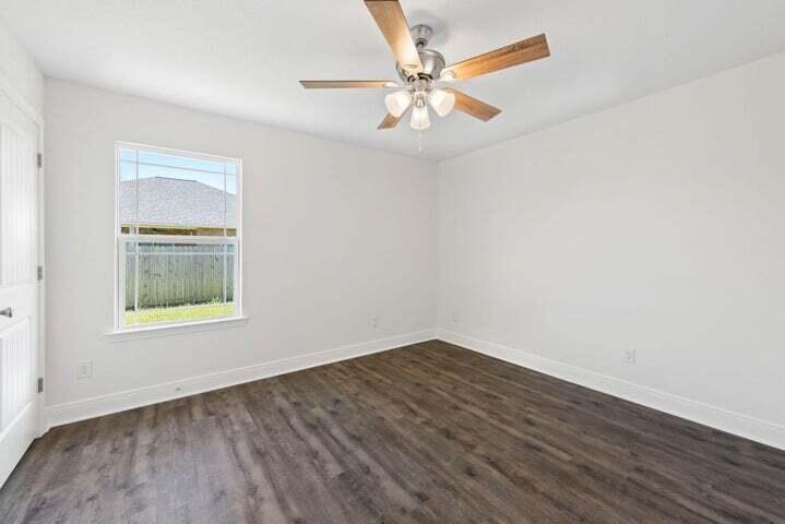 CREETWOOD PLACE - Residential