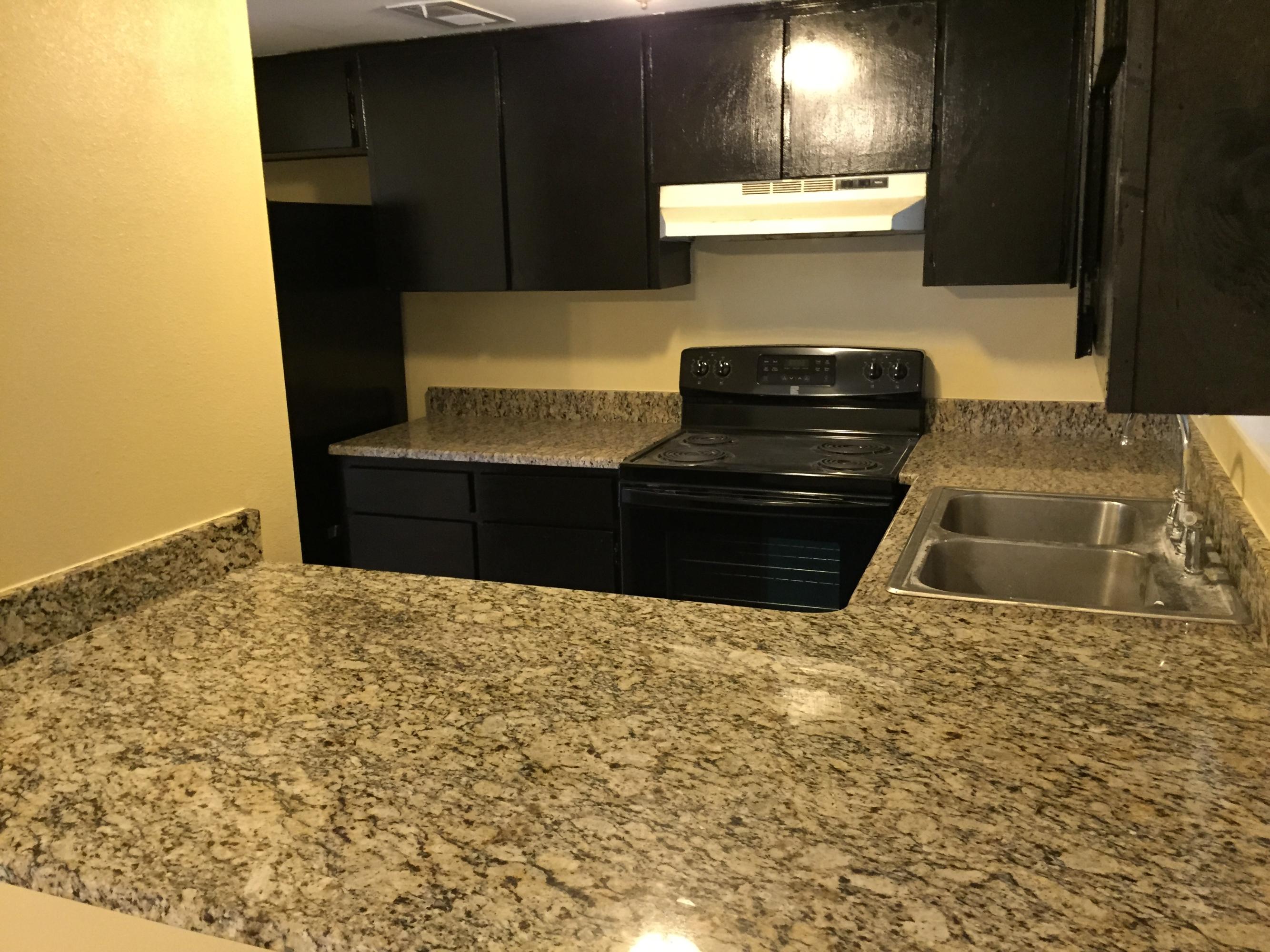 VALENCIA ARMS - Residential