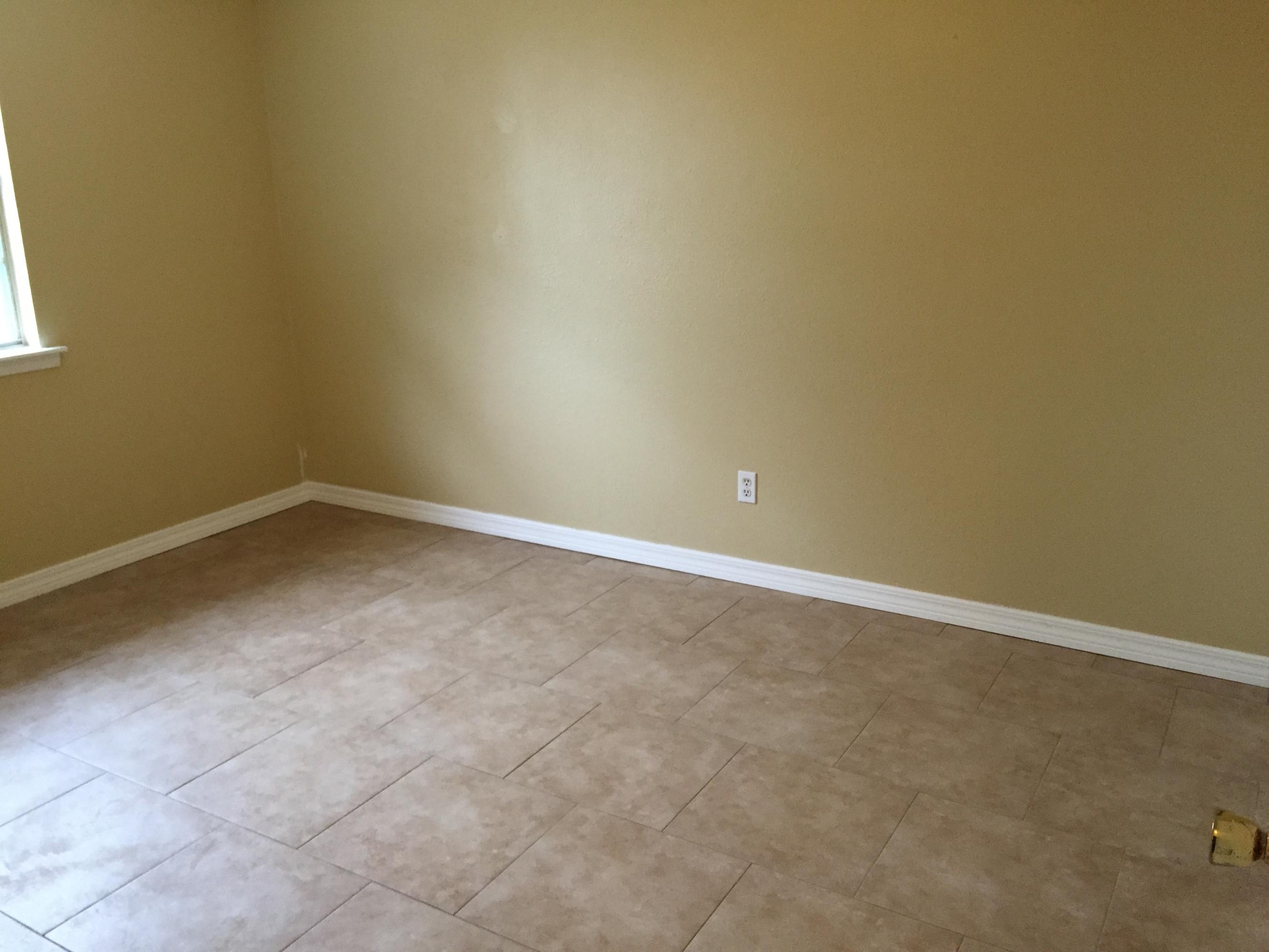 VALENCIA ARMS - Residential