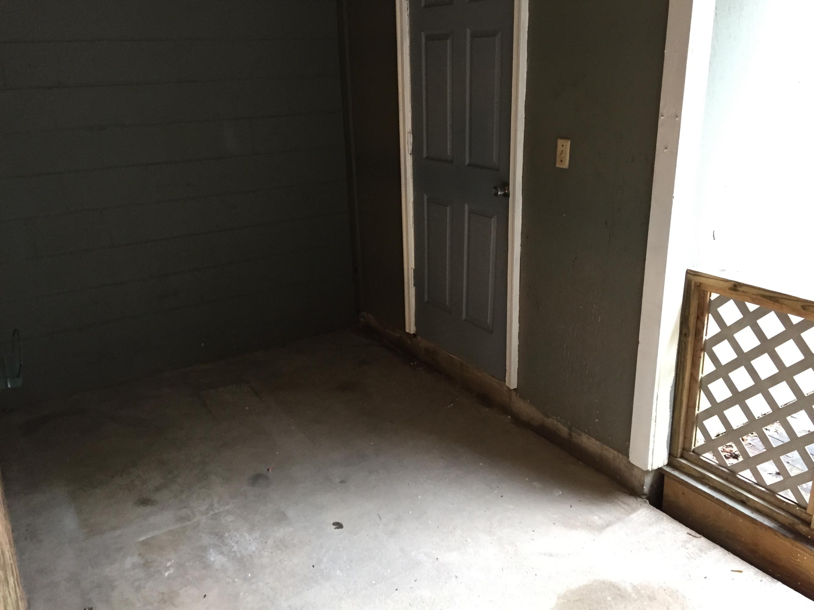 VALENCIA ARMS - Residential