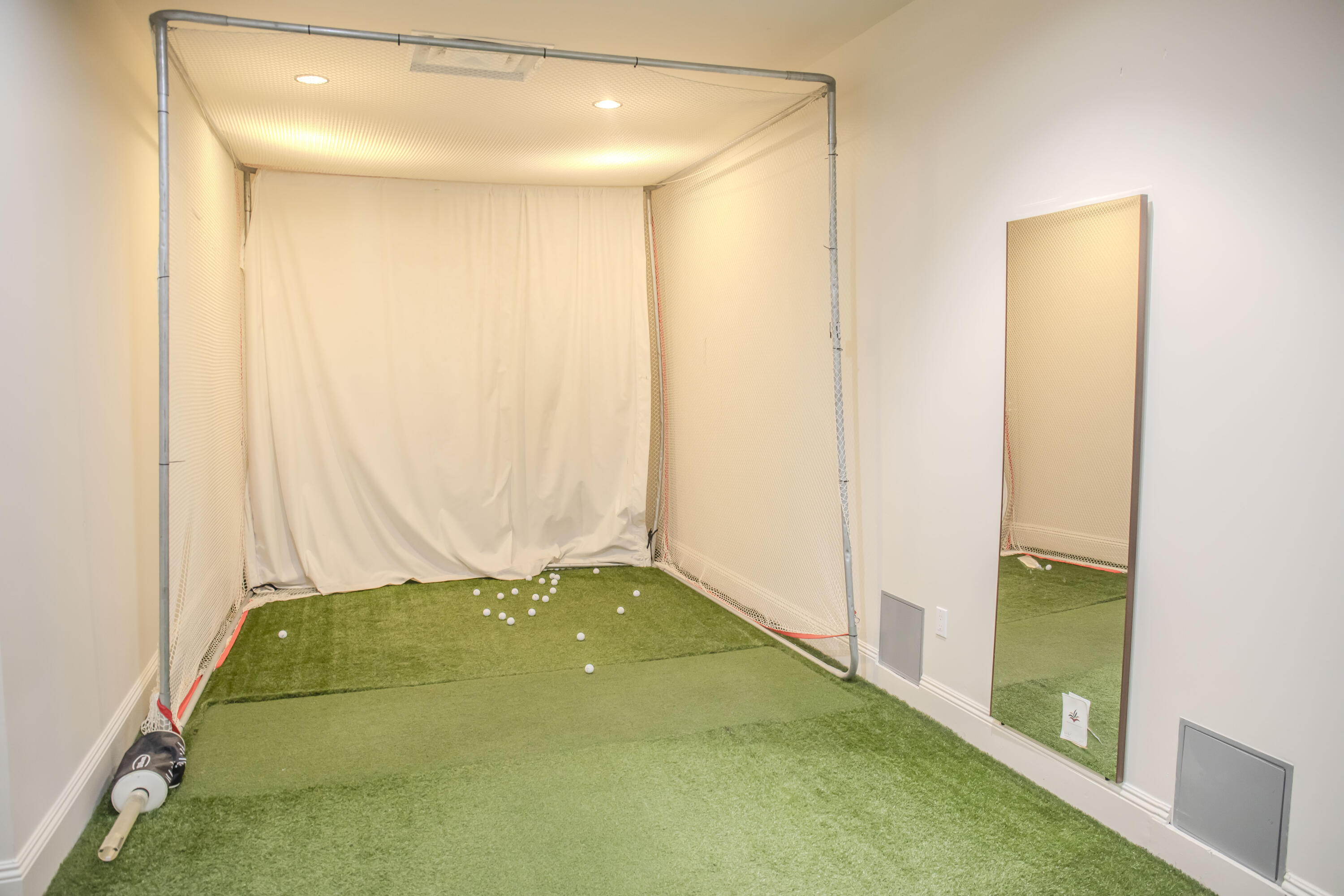 ONE WATER PLACE - Residential