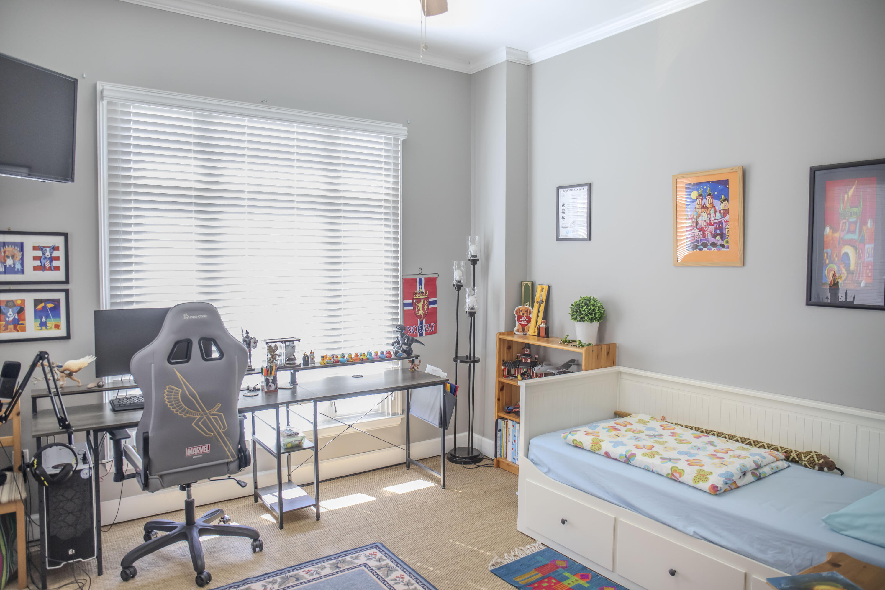 ONE WATER PLACE - Residential