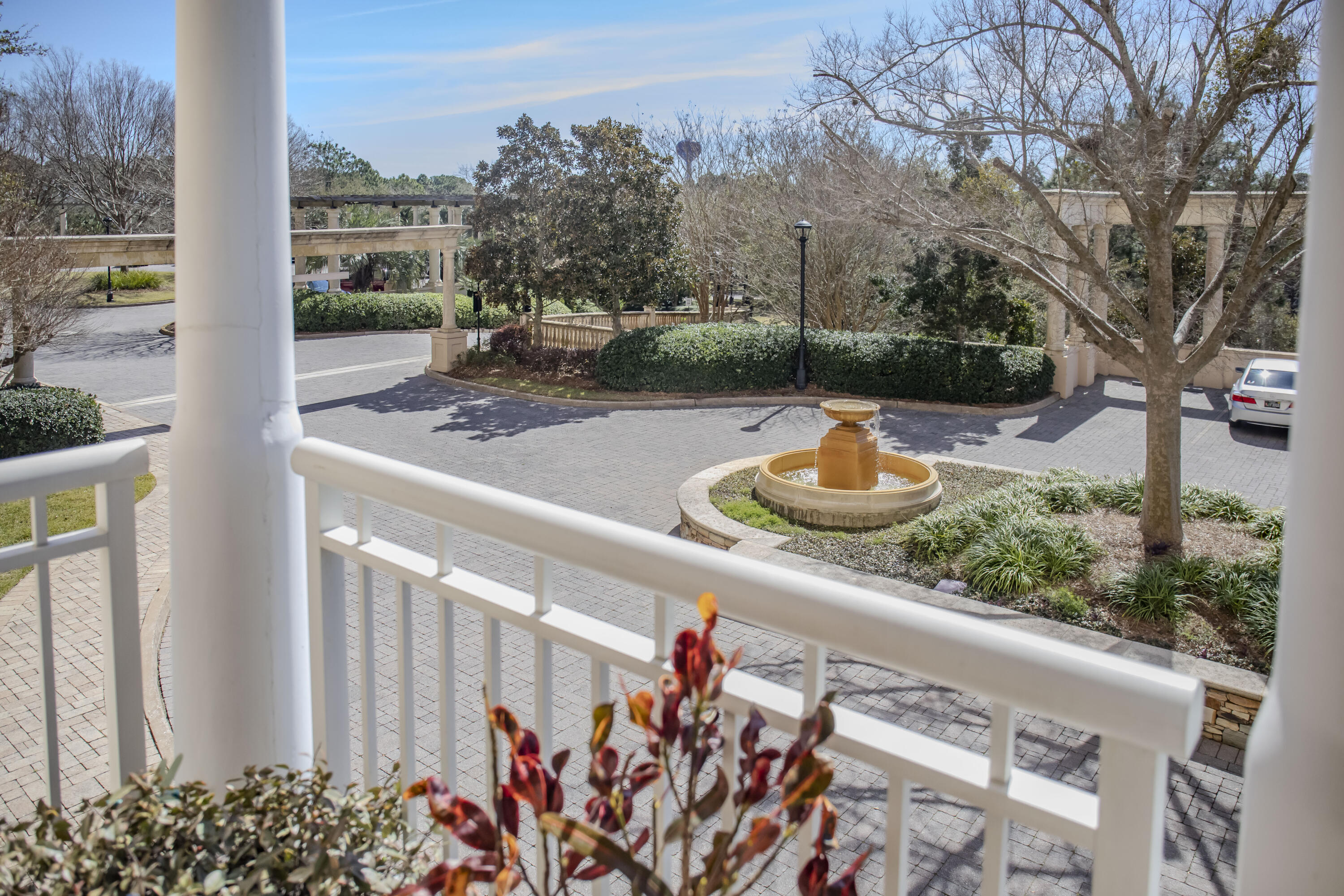 ONE WATER PLACE - Residential