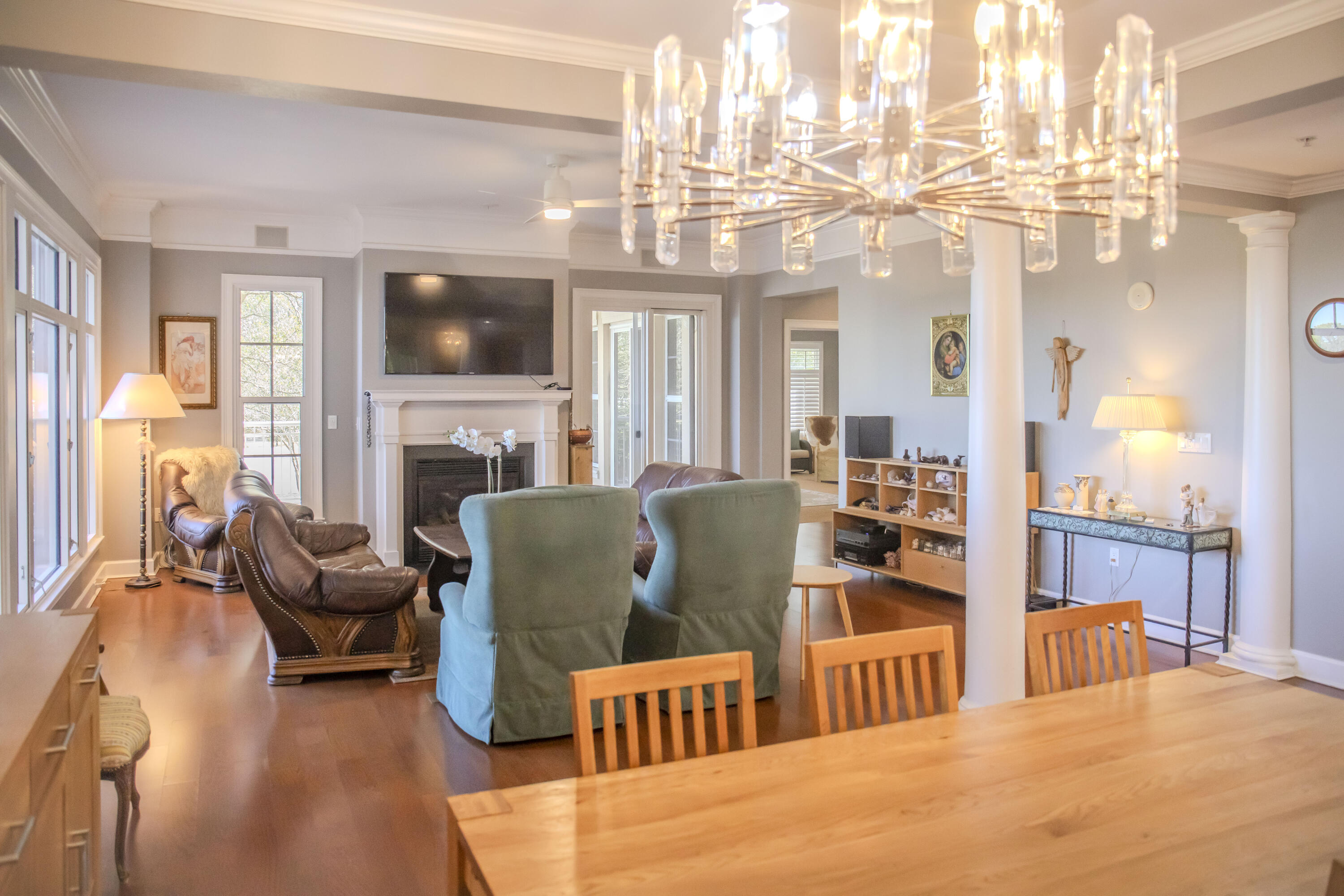 ONE WATER PLACE - Residential