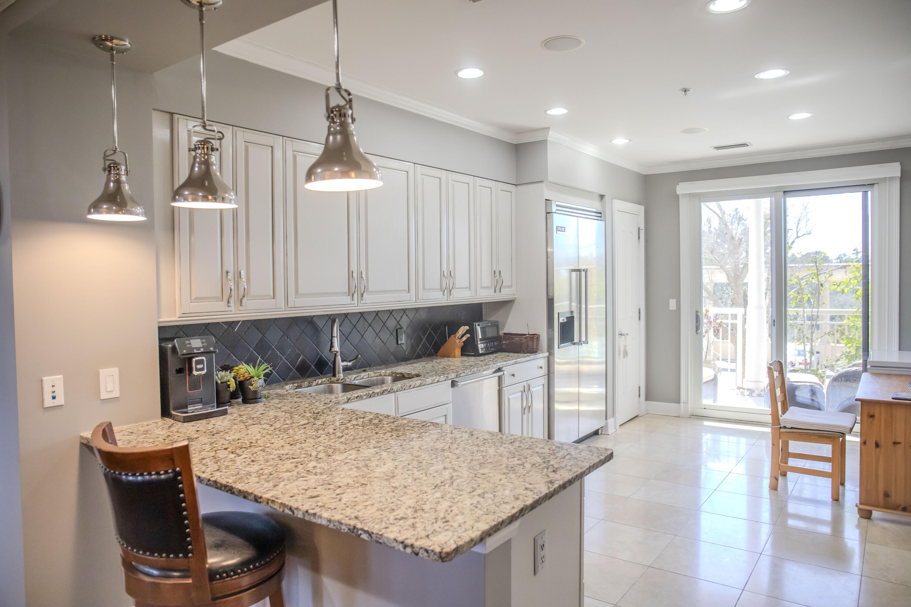 ONE WATER PLACE - Residential