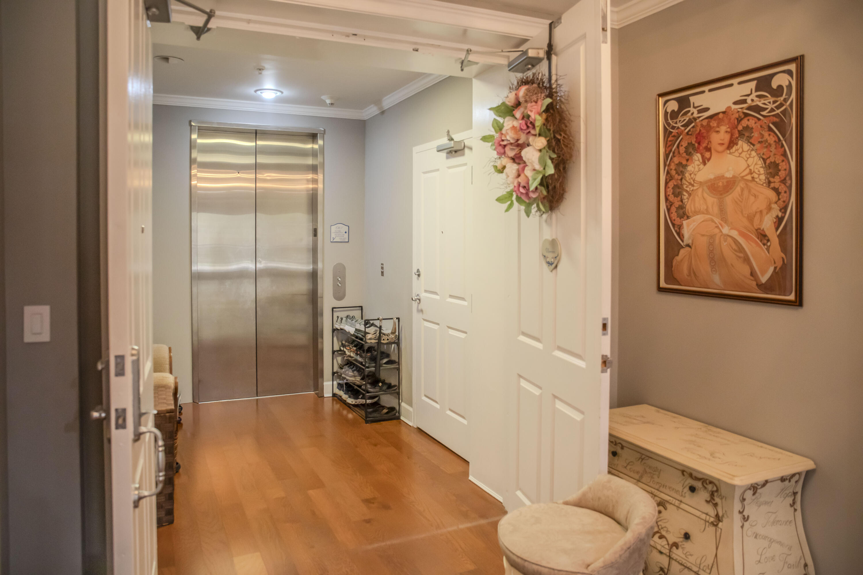 ONE WATER PLACE - Residential