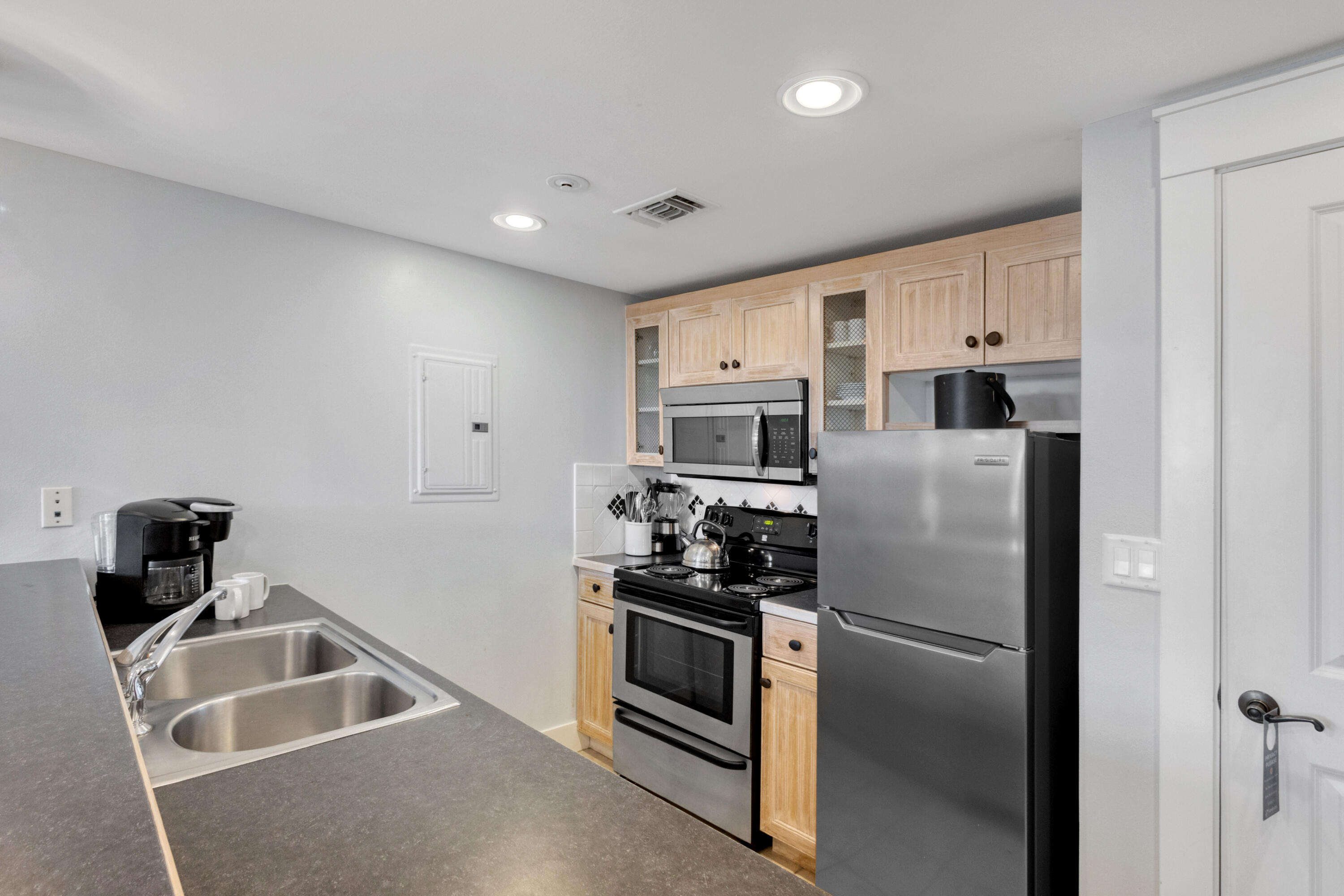PILOT HOUSE - Residential