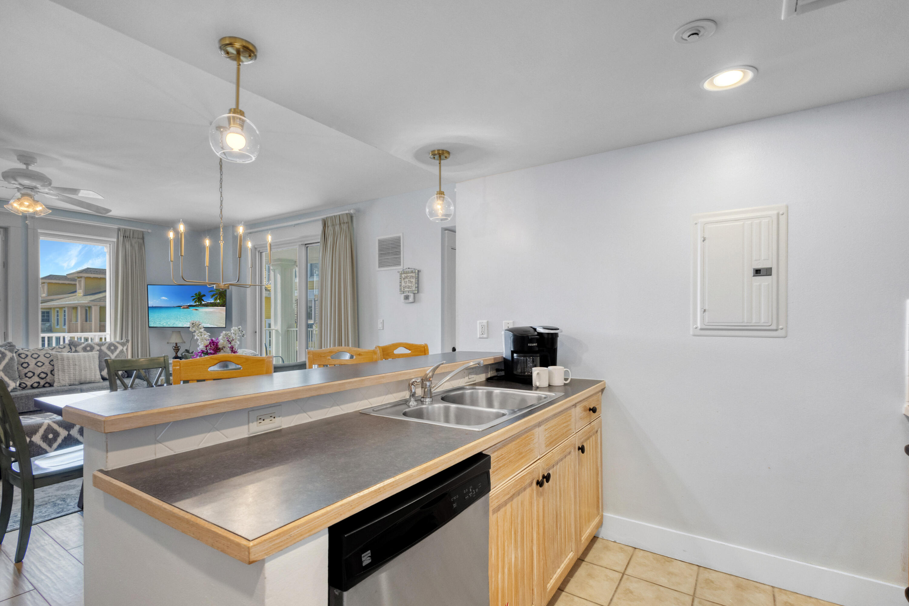 PILOT HOUSE - Residential