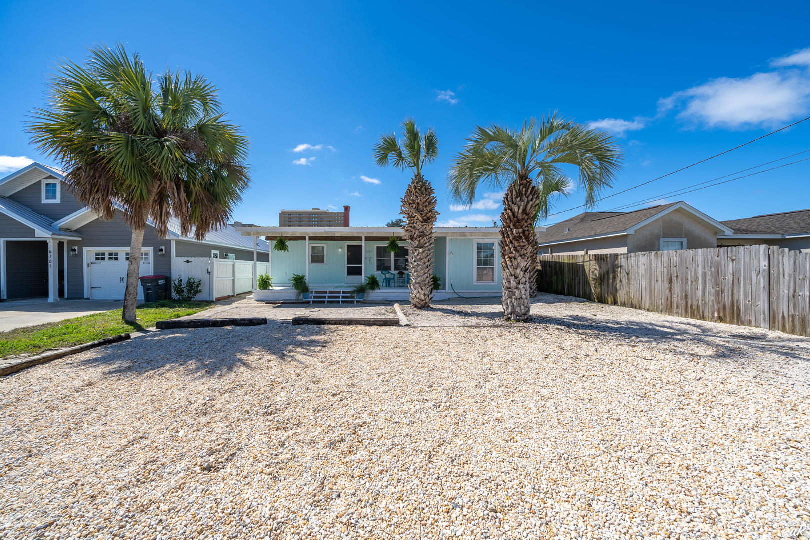 HOLIDAY BEACH UNIT 03 - Residential