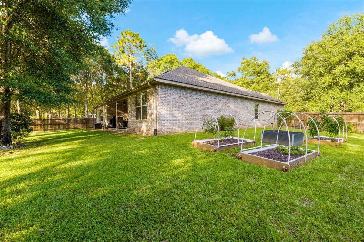 OAKRIDGE PLACE S/D LOT 2 - Residential