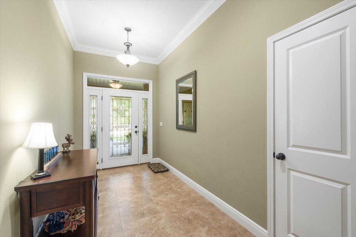 OAKRIDGE PLACE S/D LOT 2 - Residential