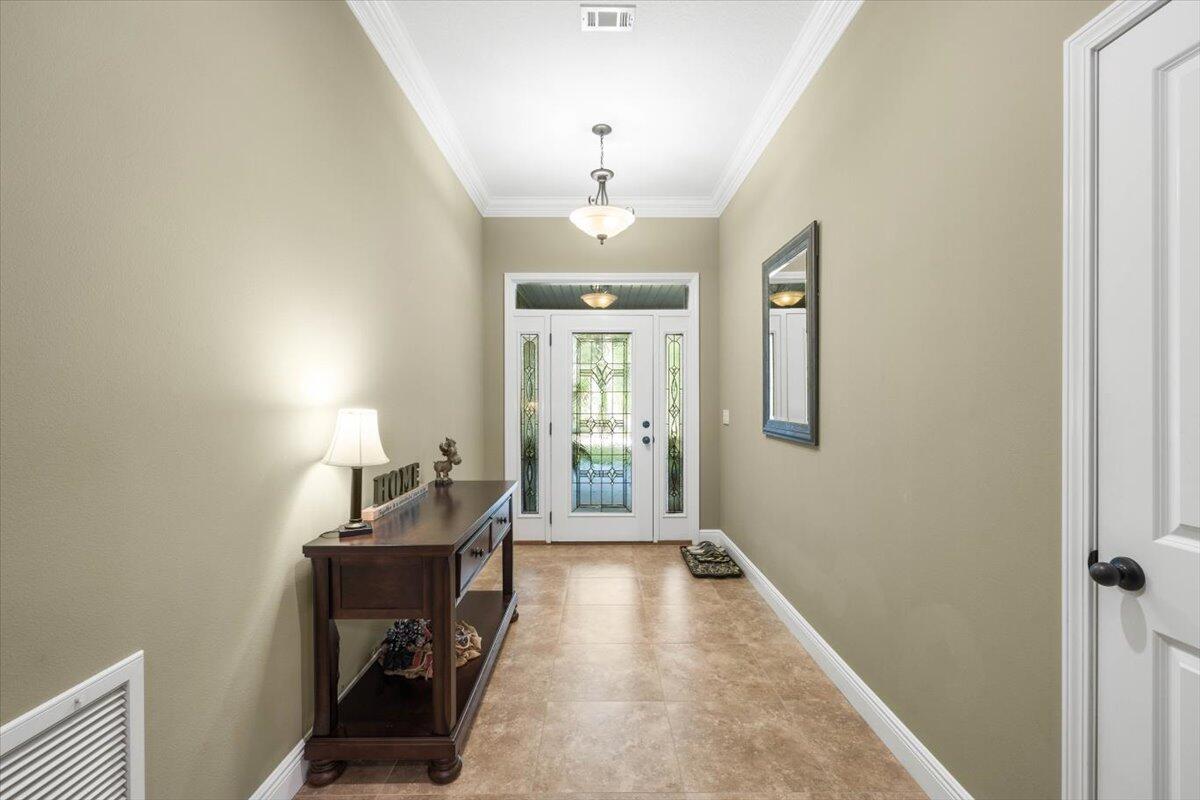 OAKRIDGE PLACE S/D LOT 2 - Residential