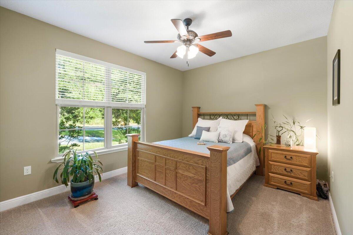 OAKRIDGE PLACE S/D LOT 2 - Residential