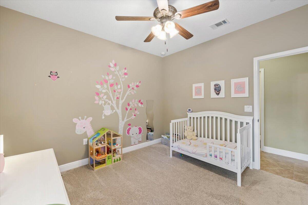 OAKRIDGE PLACE S/D LOT 2 - Residential